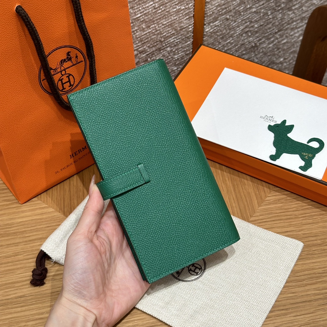 HERMES Кошелёк Bearn 17.5 см U4/Vert vertigo Epsom HERMES Кошелёк Bearn 17.5 см U4/Vert vertigo Epsom