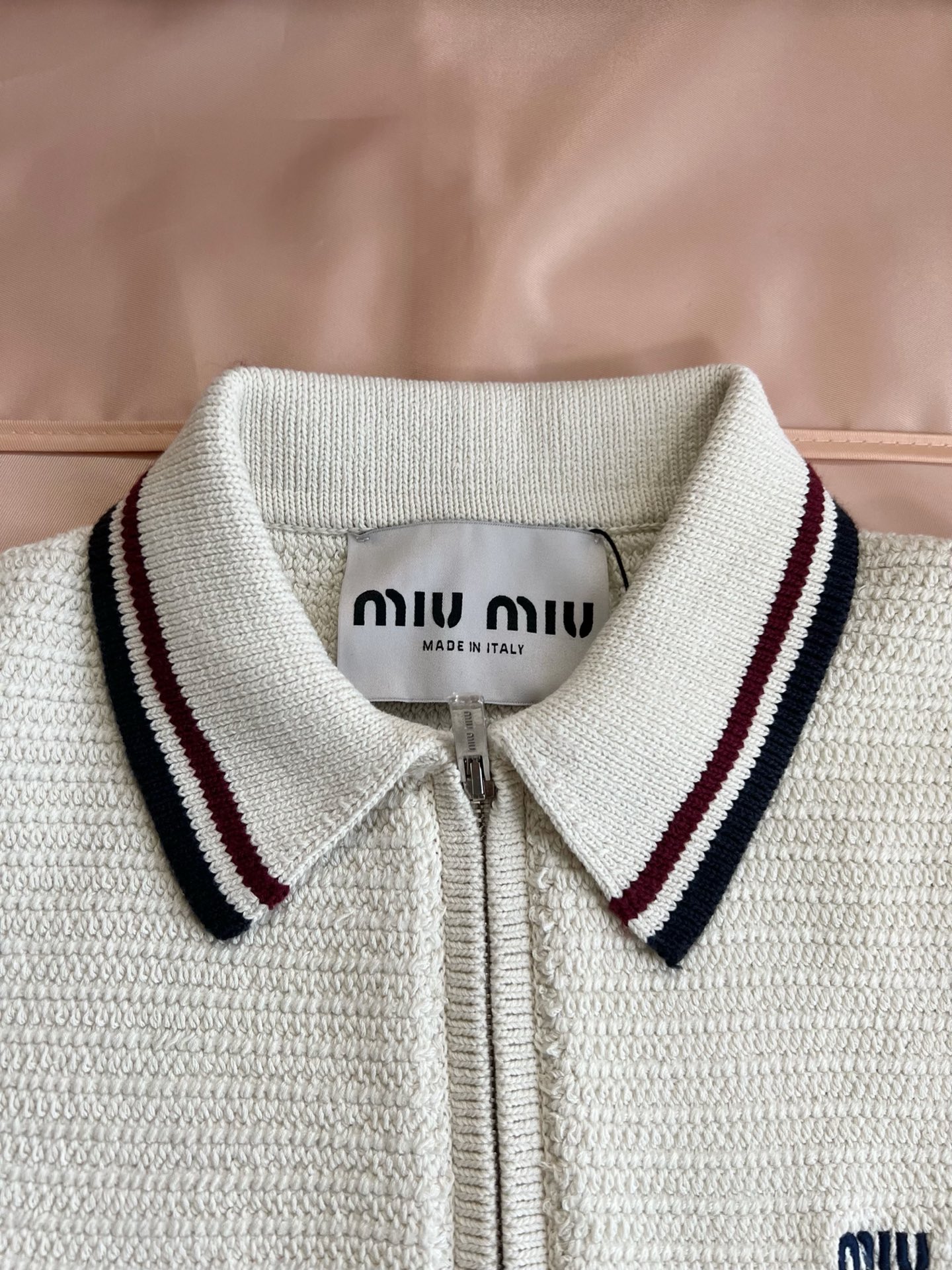 MIU MIU Женский кардиган MIU MIU Женский кардиган