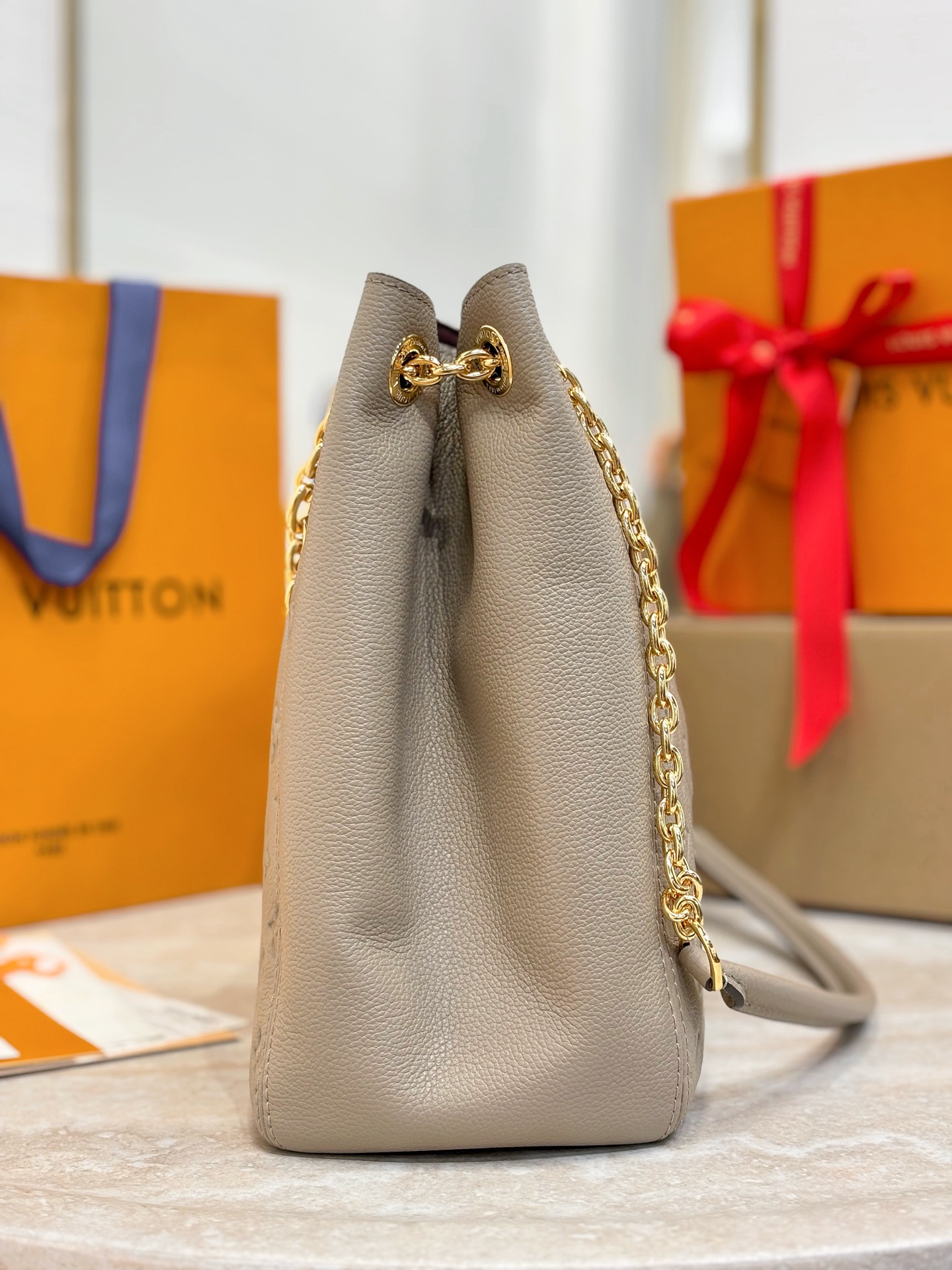 LOUIS VUITTON Женская сумка Anytime MM M14658