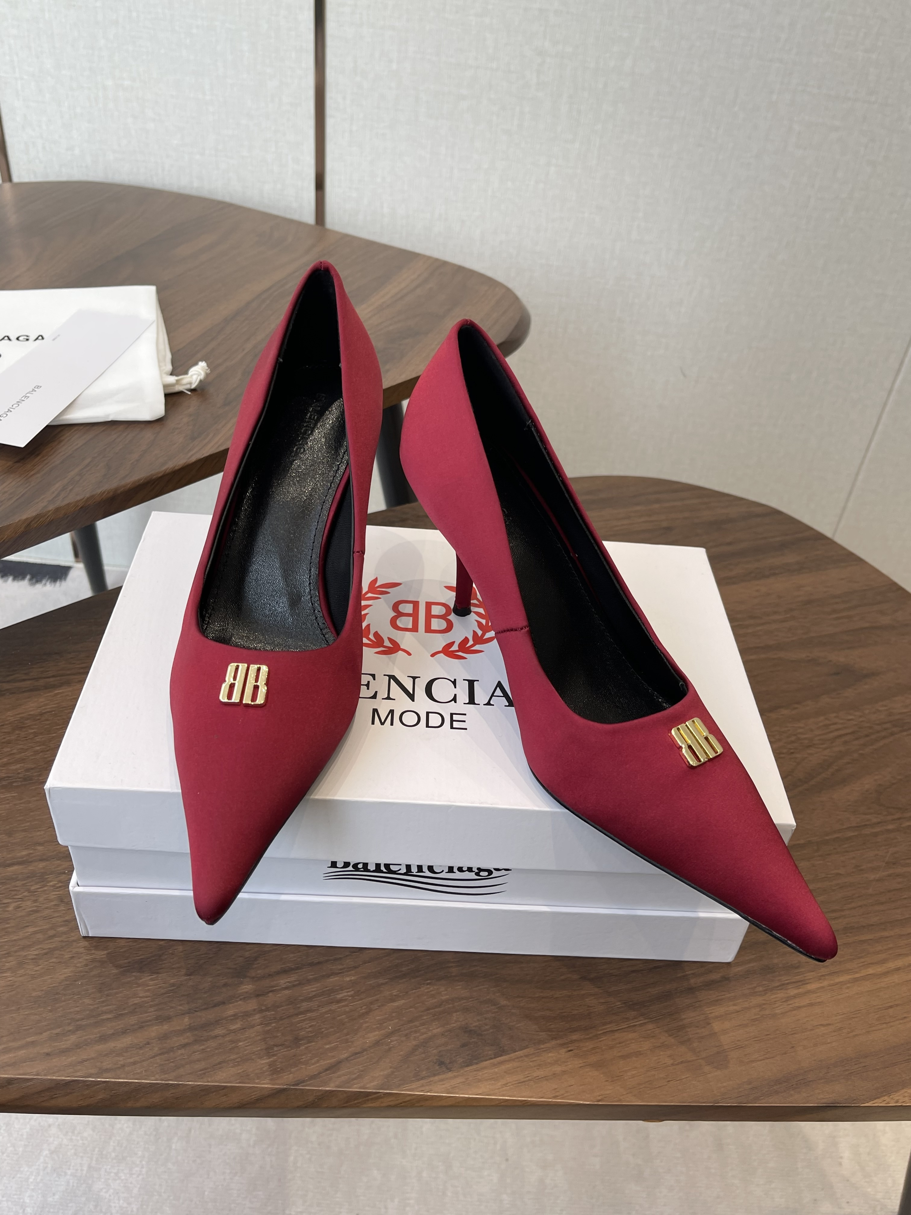 BALENCIAGA Женские туфли 