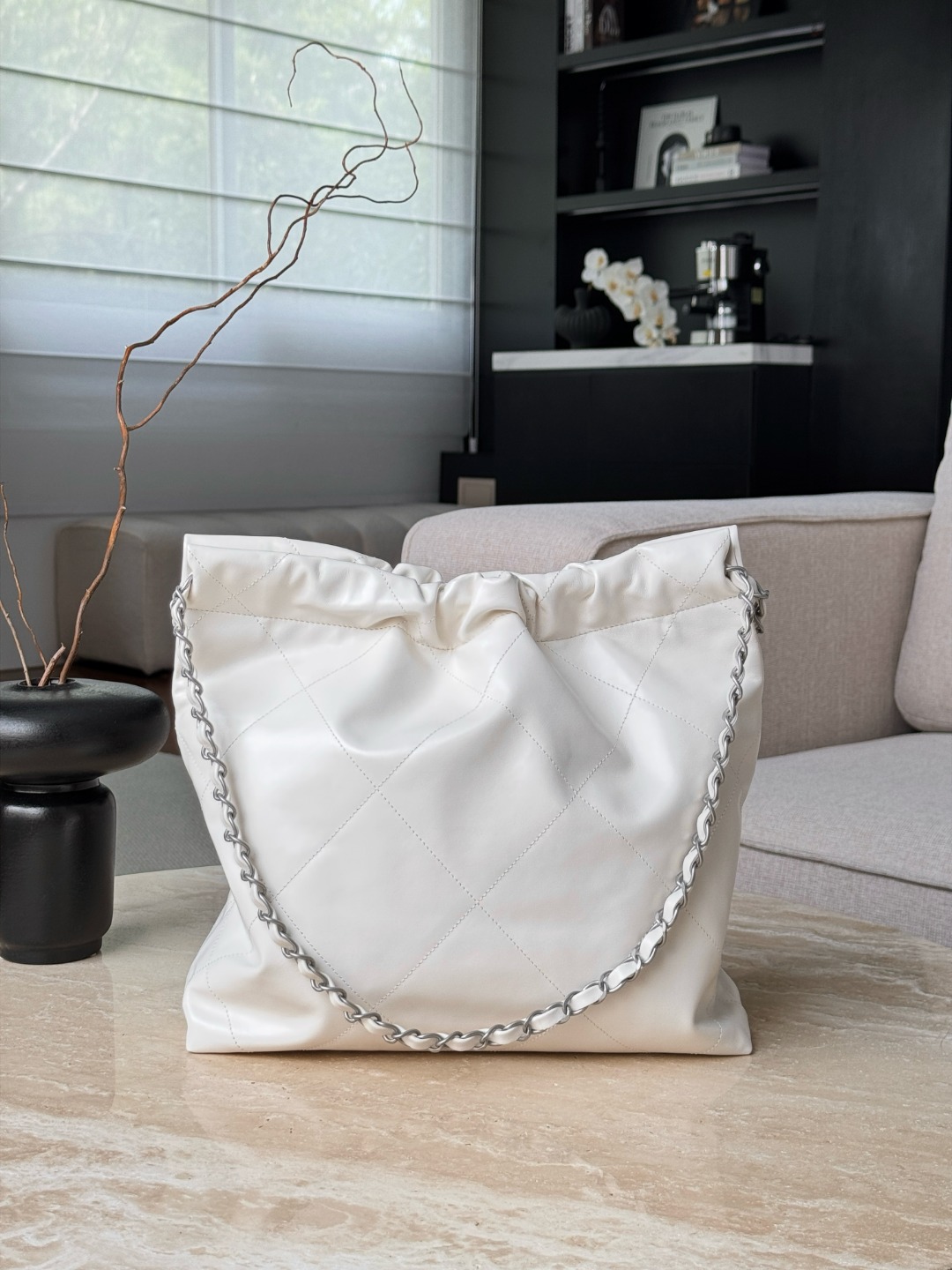 CHANEL Женская сумка 22 CHANEL Женская сумка 22