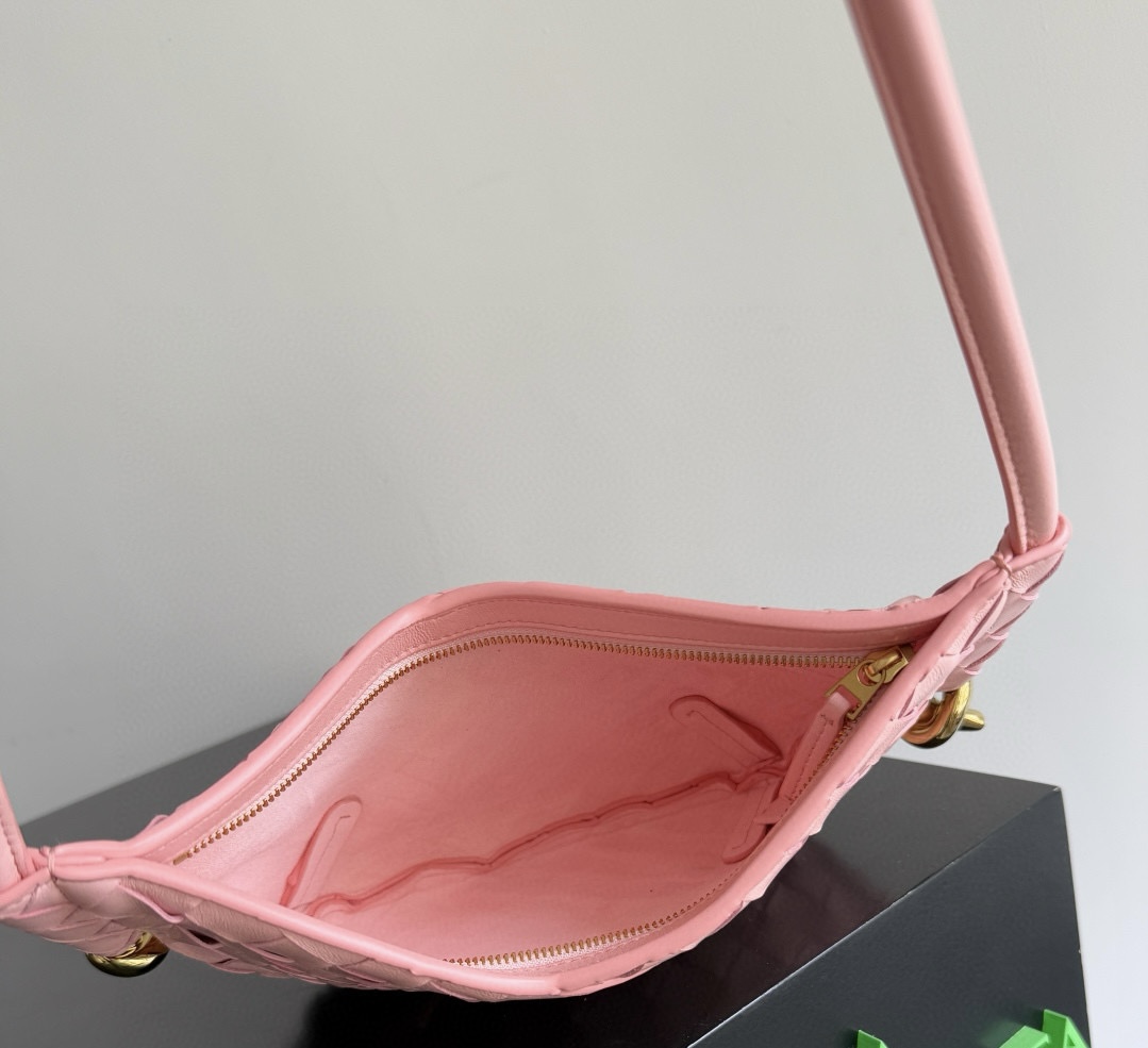 BOTTEGA VENETA Женская сумка Solstice Baby