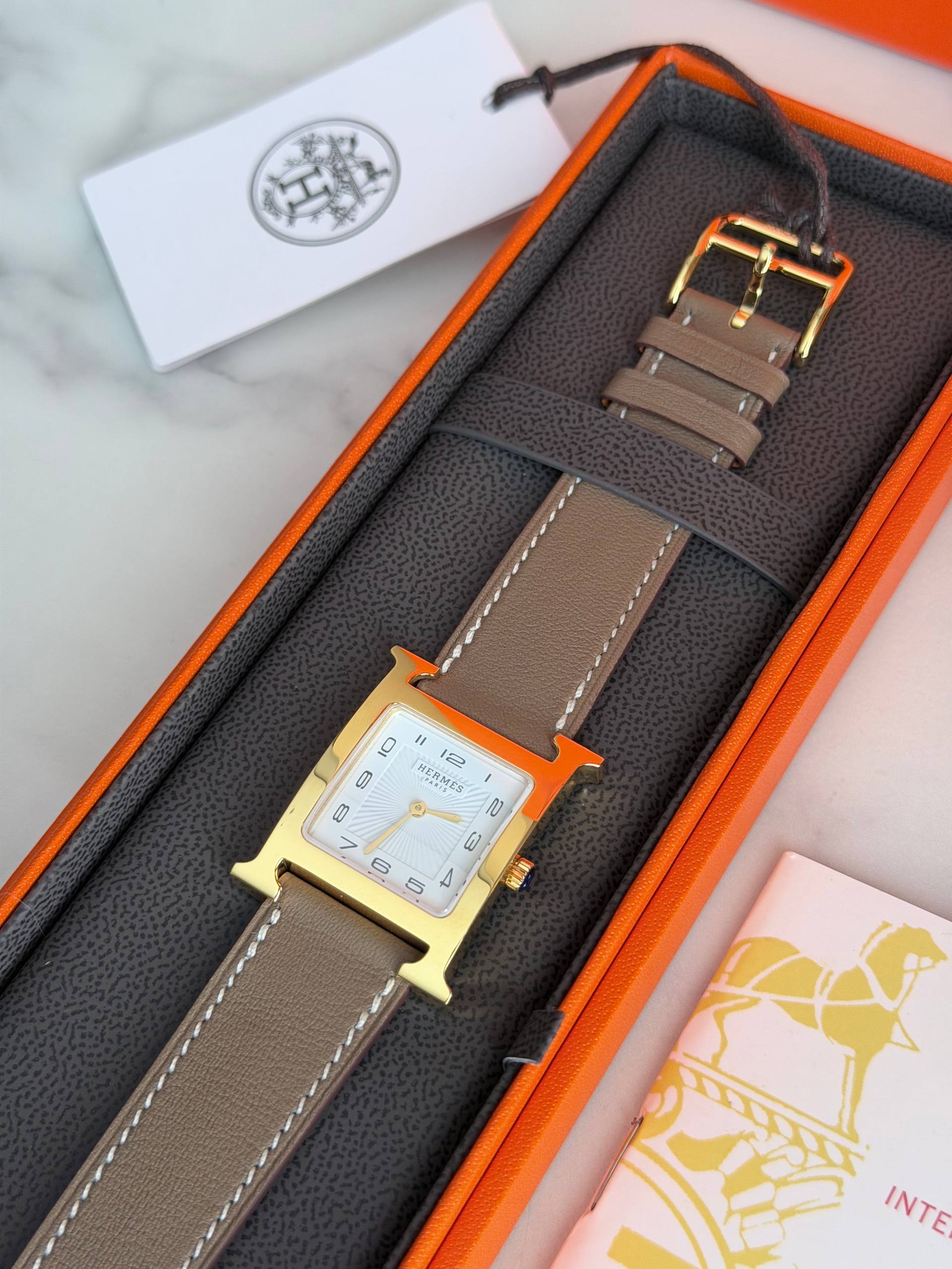 HERMES Женские часы HH1.510 HERMES Женские часы HH1.510