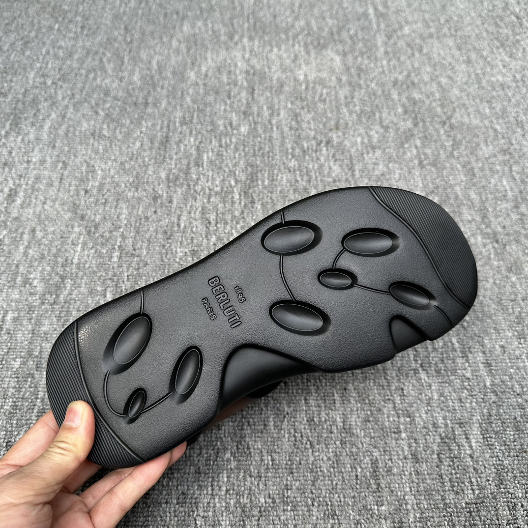 BERLUTI Мужские сандалии BERLUTI Мужские сандалии