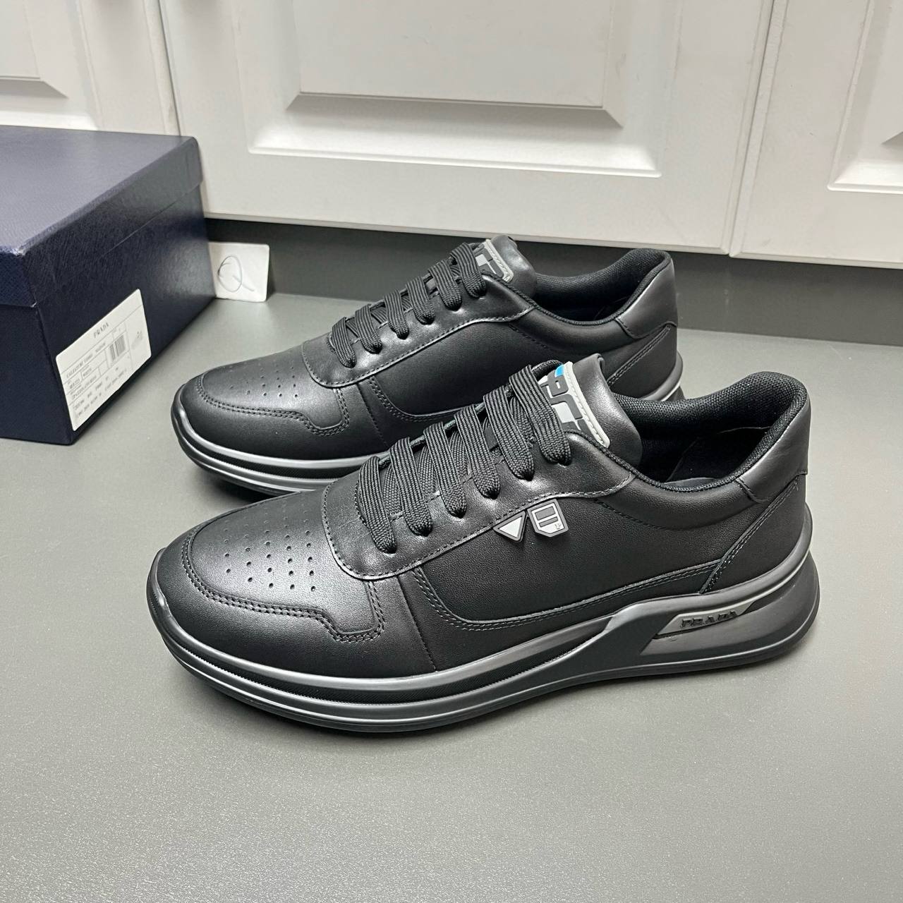 PRADA Мужские кроссовки PRADA Мужские кроссовки