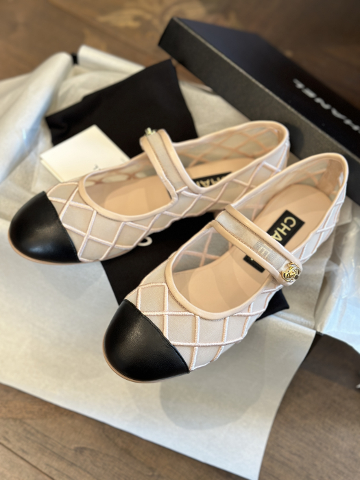 CHANEL Женские балетки