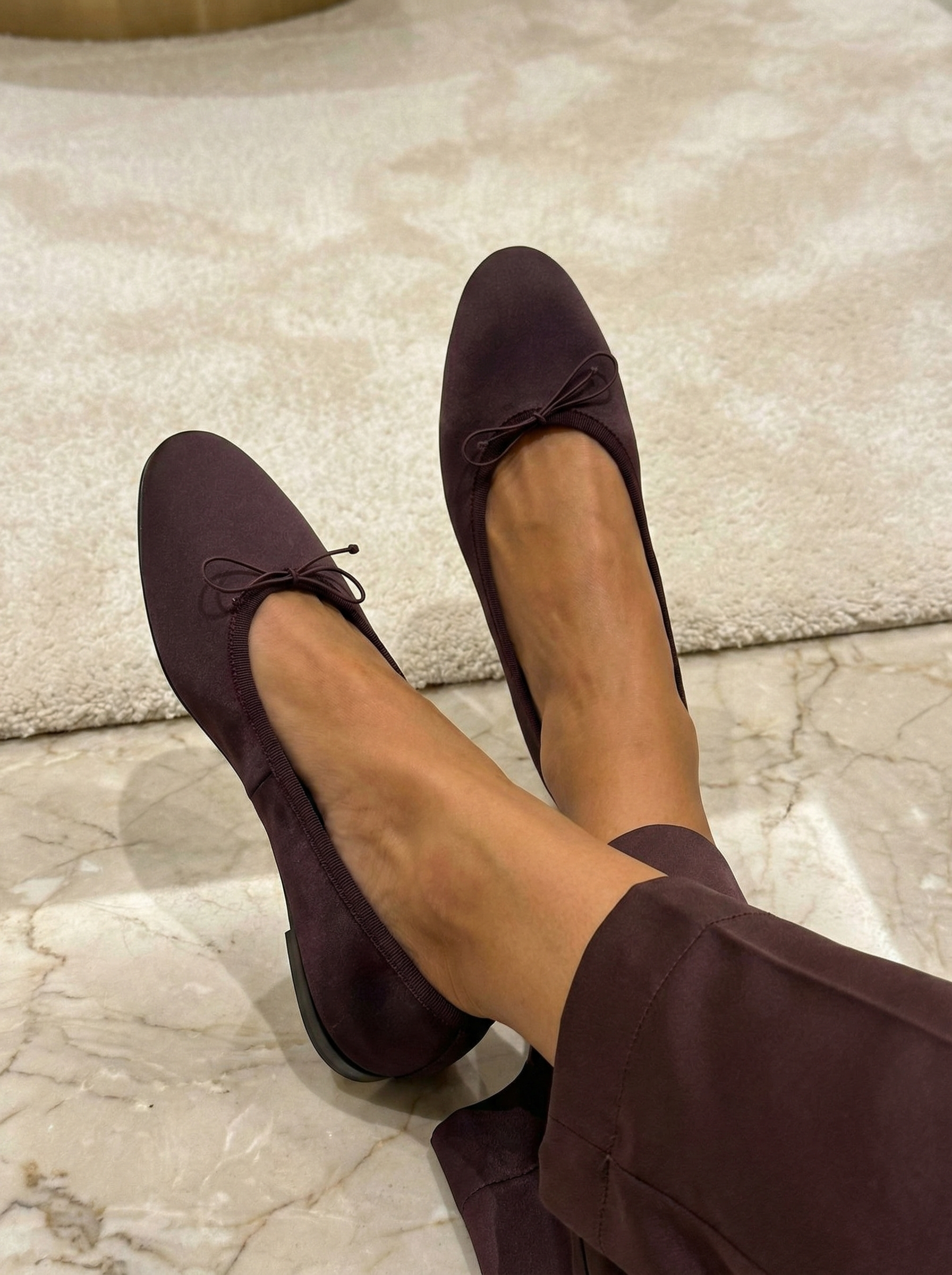 THE ROW Атласные балетки