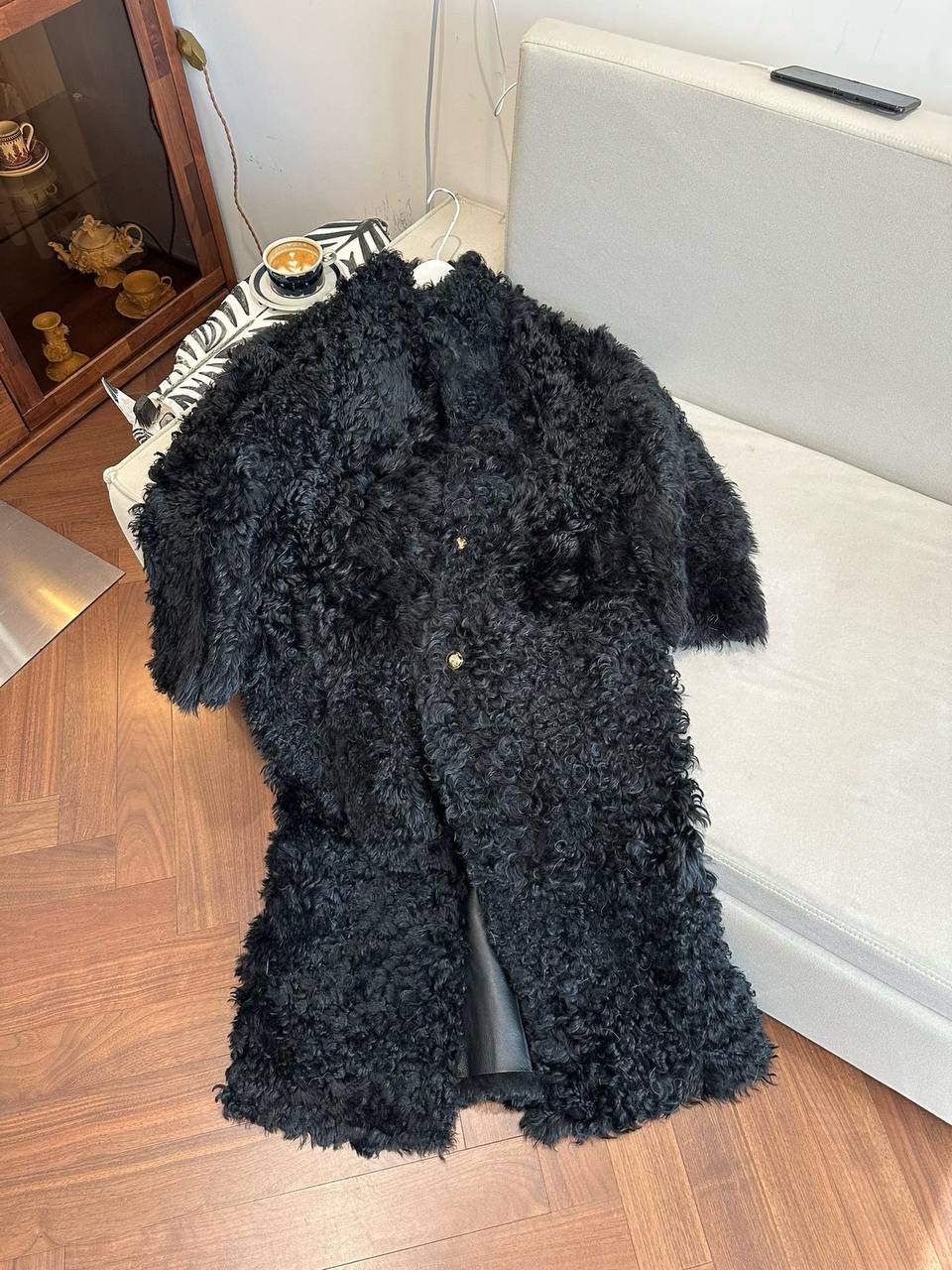 FENDI Женская шуба из овчины 