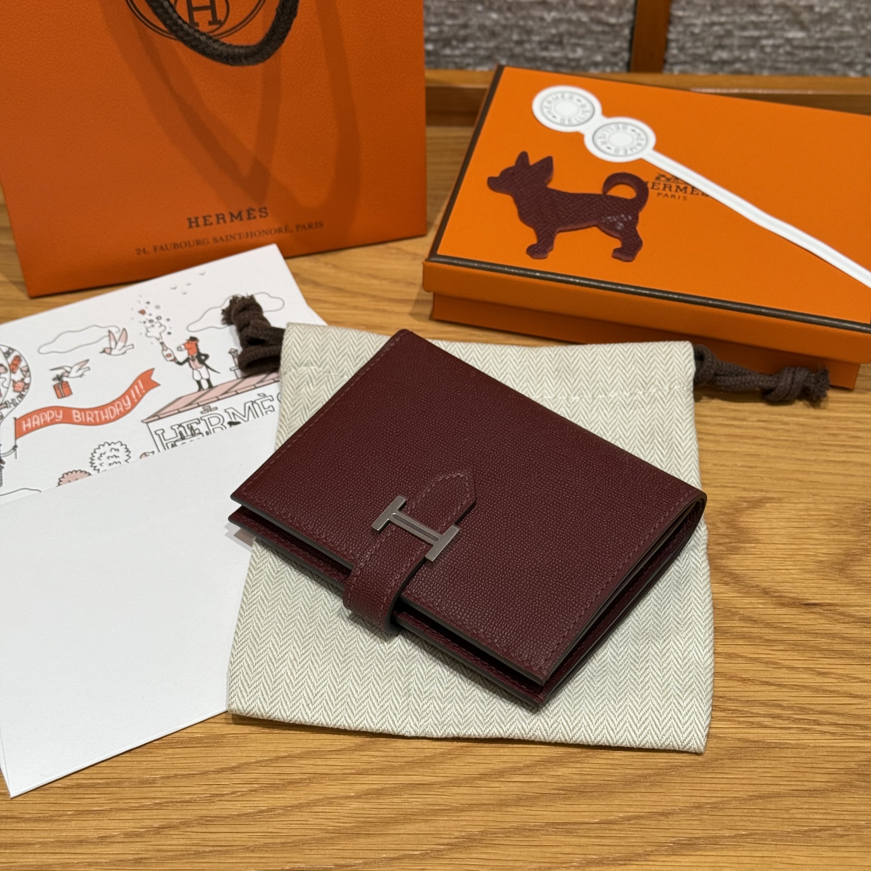 HERMES Кошелёк Bearn 12 см 55/Rouge H Madame HERMES Кошелёк Bearn 12 см 55/Rouge H Madame