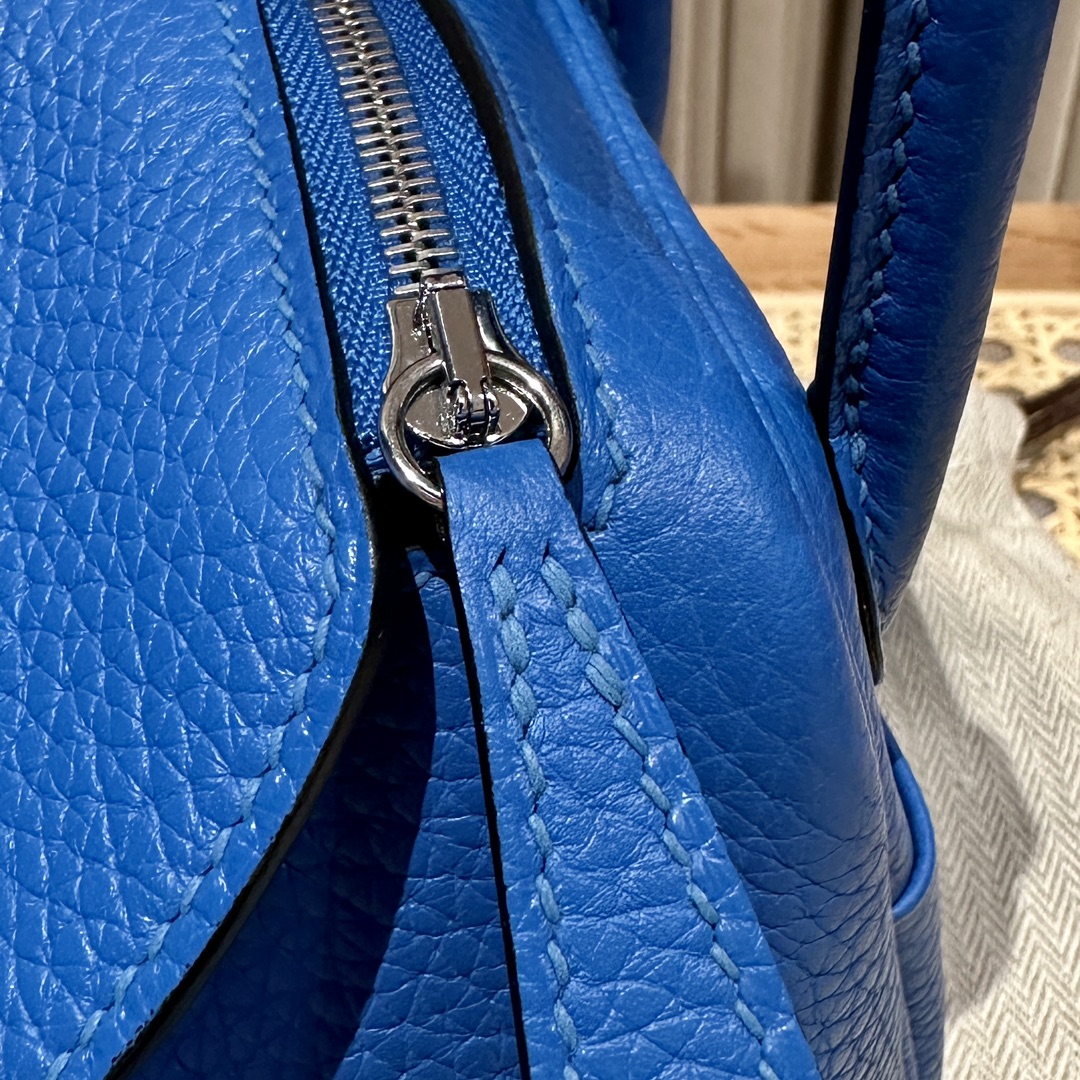 HERMES Женская сумка Lindy 19 см 7Q Clemence HERMES Женская сумка Lindy 19 см 7Q Clemence