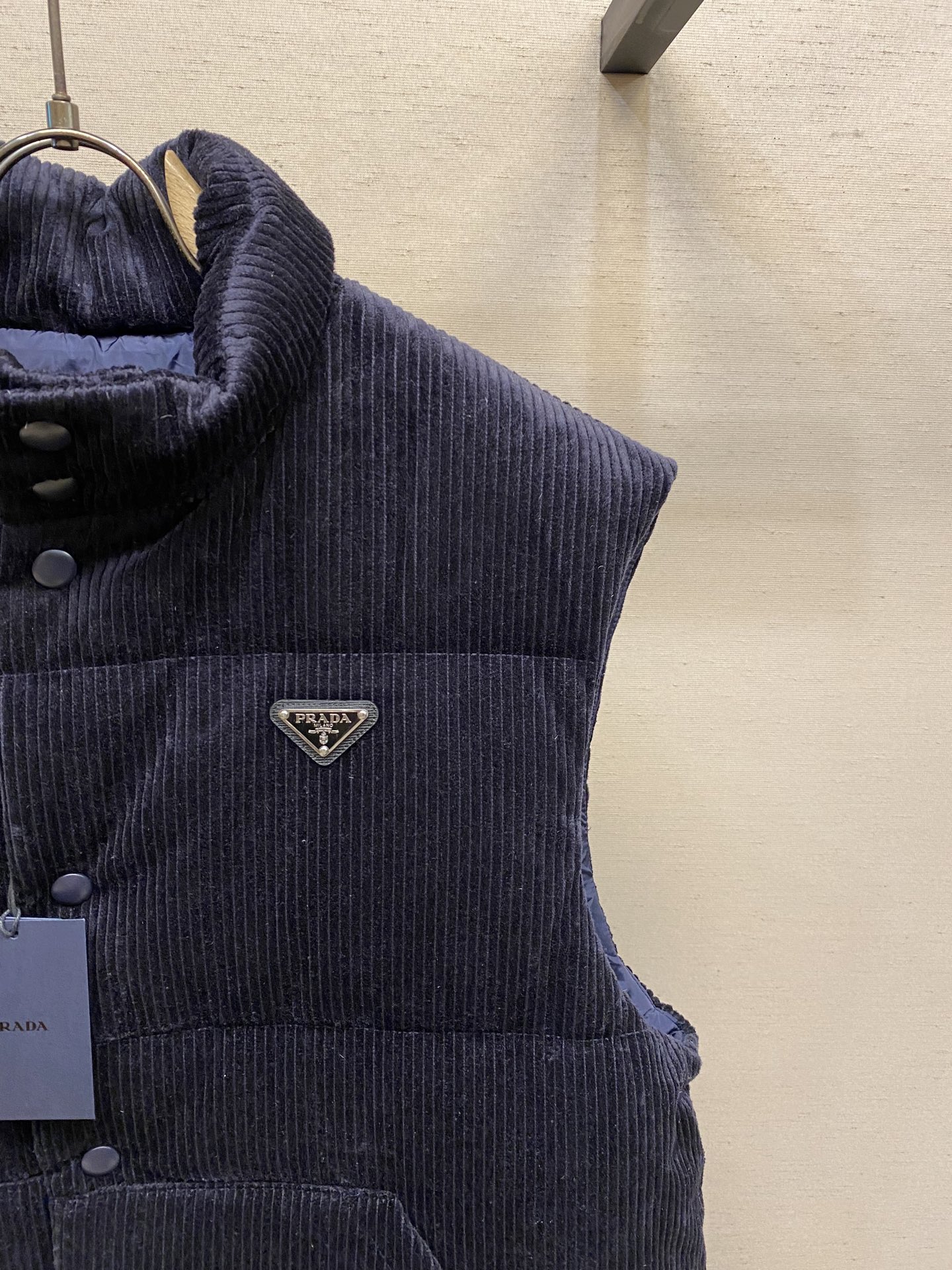 PRADA Мужской жилет с утиным пухом