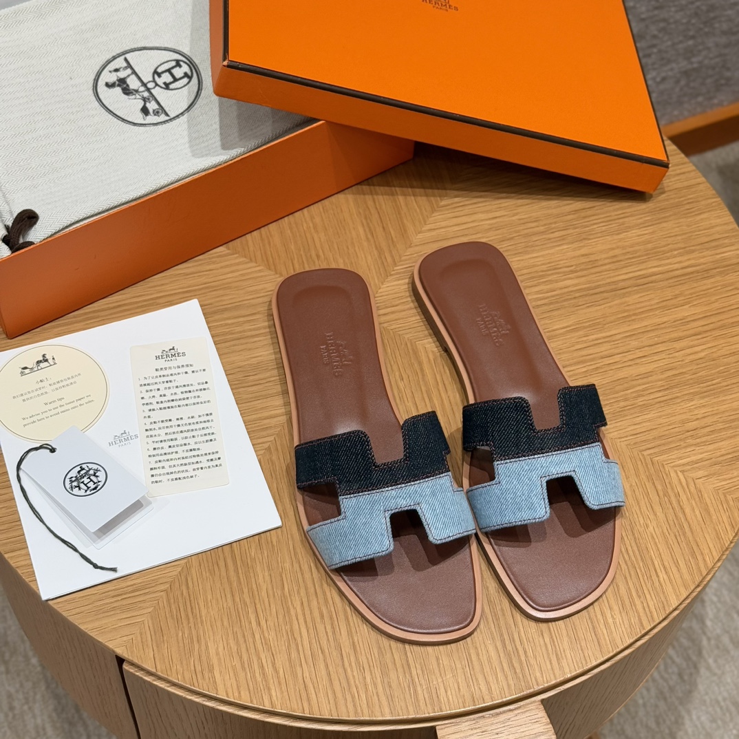 HERMES Женские сандалии Oran деним