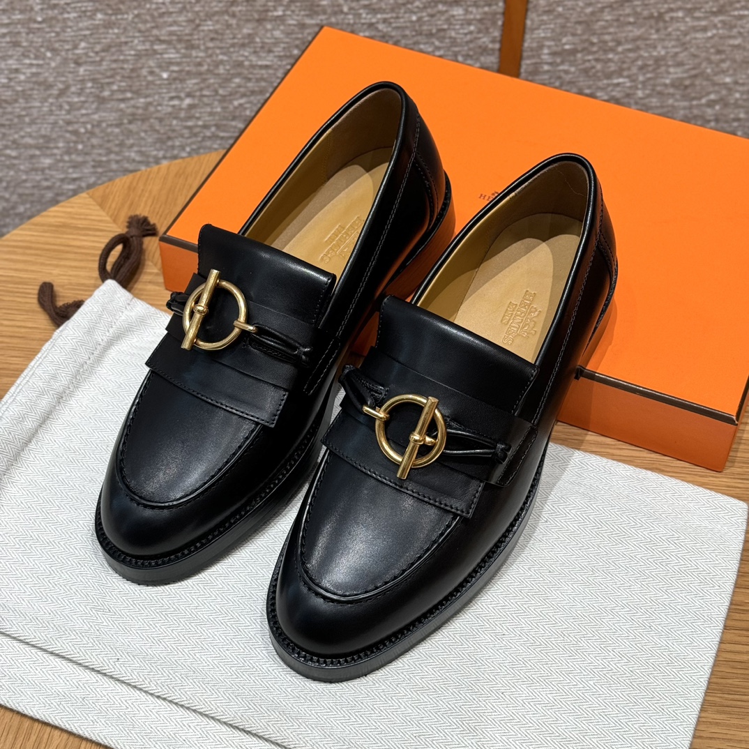 HERMES Женские лоферы Impact