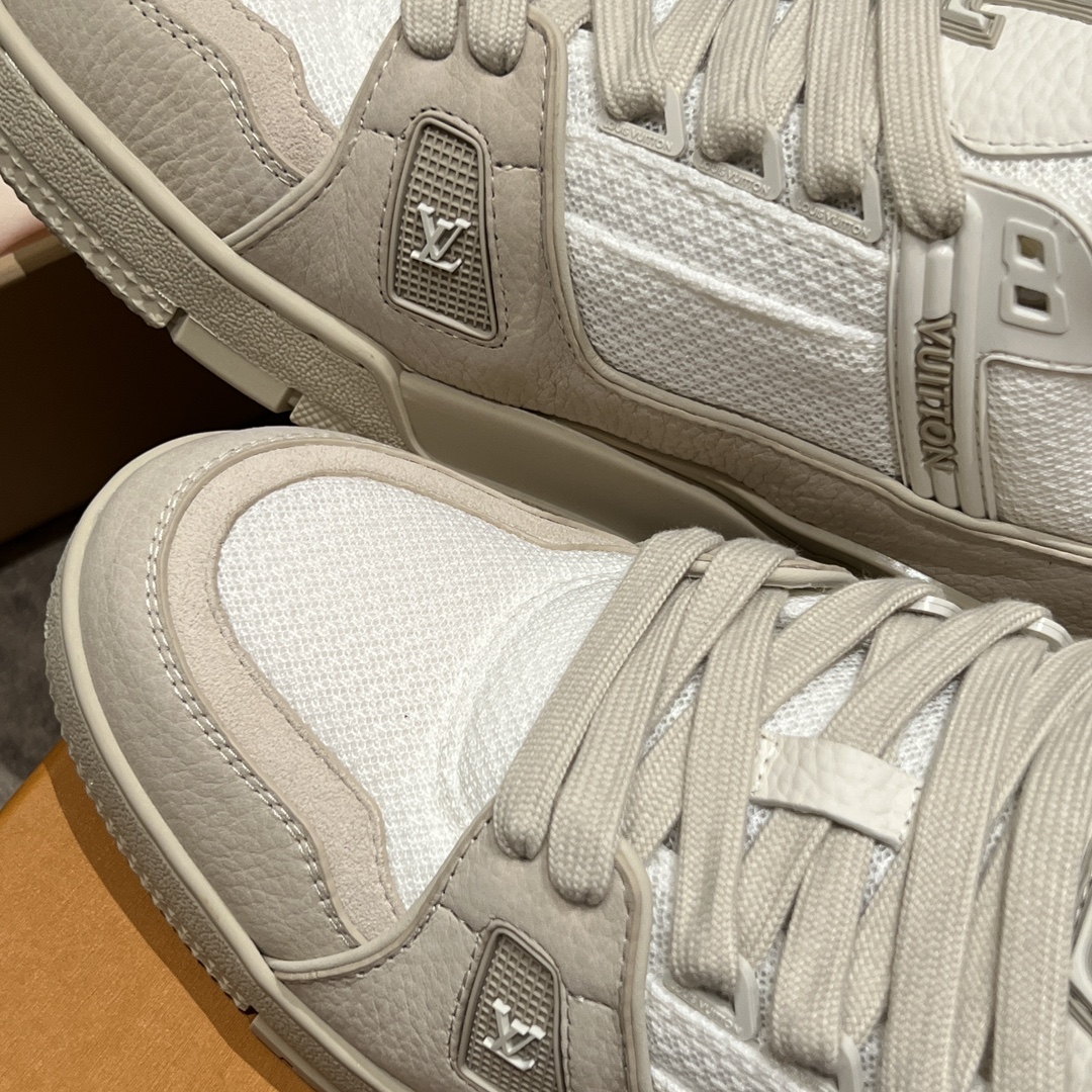 LOUIS VUITTON Мужские Кроссовки LV Trainer 25FW LOUIS VUITTON Мужские Кроссовки LV Trainer 25FW