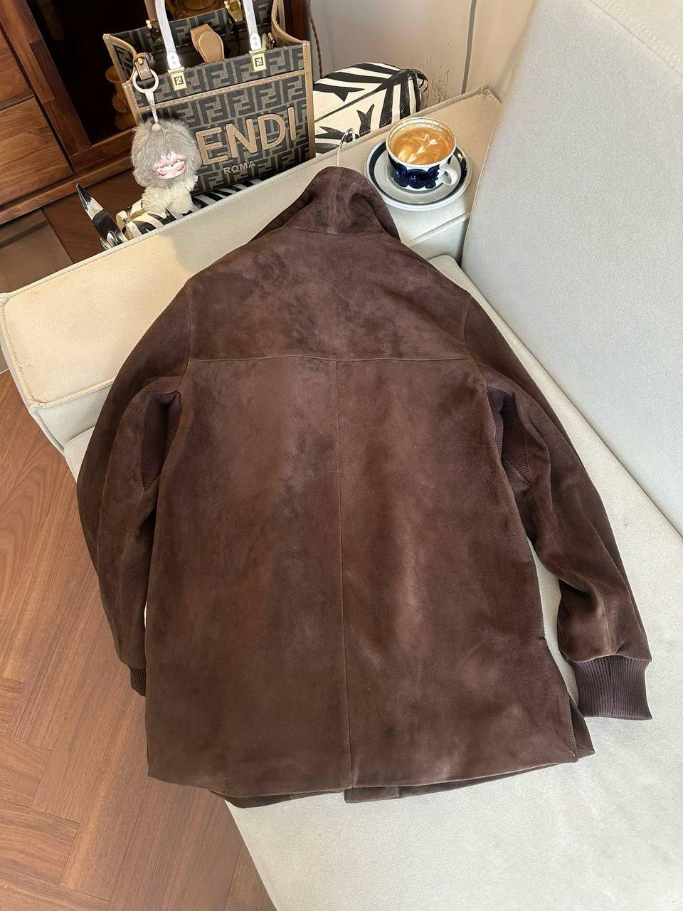 LORO PIANA Женская кожаная куртка из козьей кожи LORO PIANA Женская кожаная куртка из козьей кожи