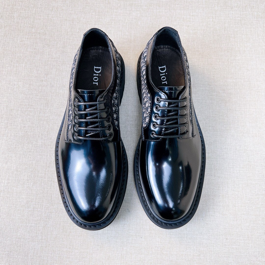 CHRISTIAN DIOR Мужские классические туфли CHRISTIAN DIOR Мужские классические туфли
