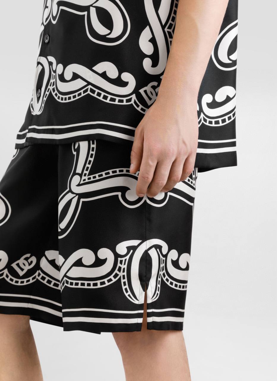 DOLCE & GABBANA Мужские шорты шелк DOLCE & GABBANA Мужские шорты шелк