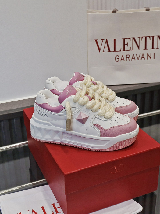 VALENTINO Унисекс кроссовки One Stud XL