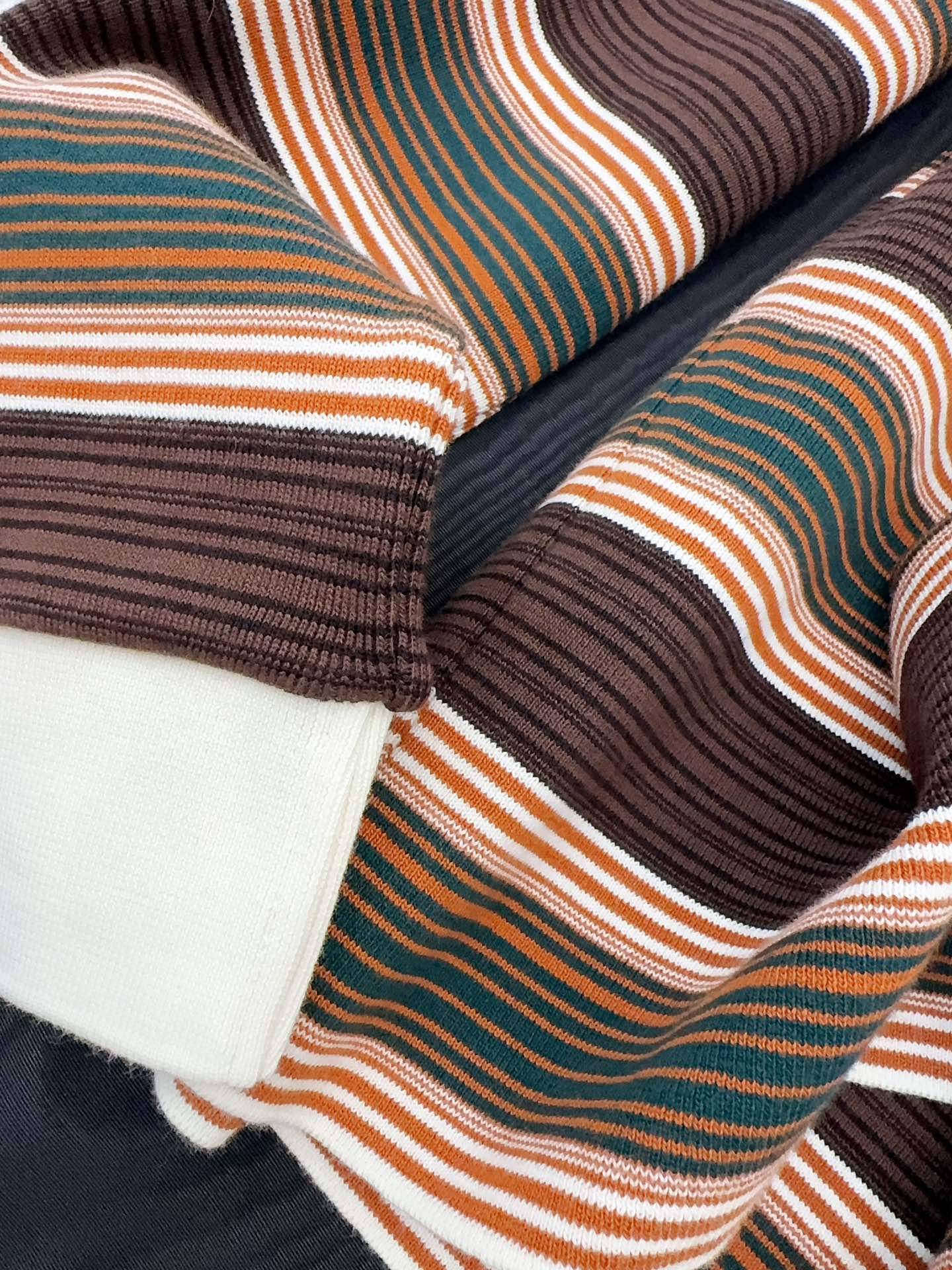 CELINE Женский джемпер в полоску CELINE Женский джемпер в полоску