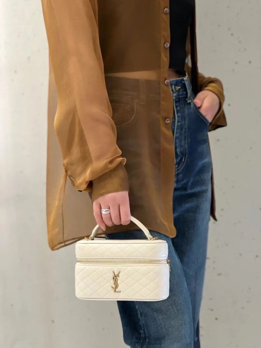SAINT LAURENT Женская Сумка Gaby Vanity Bag