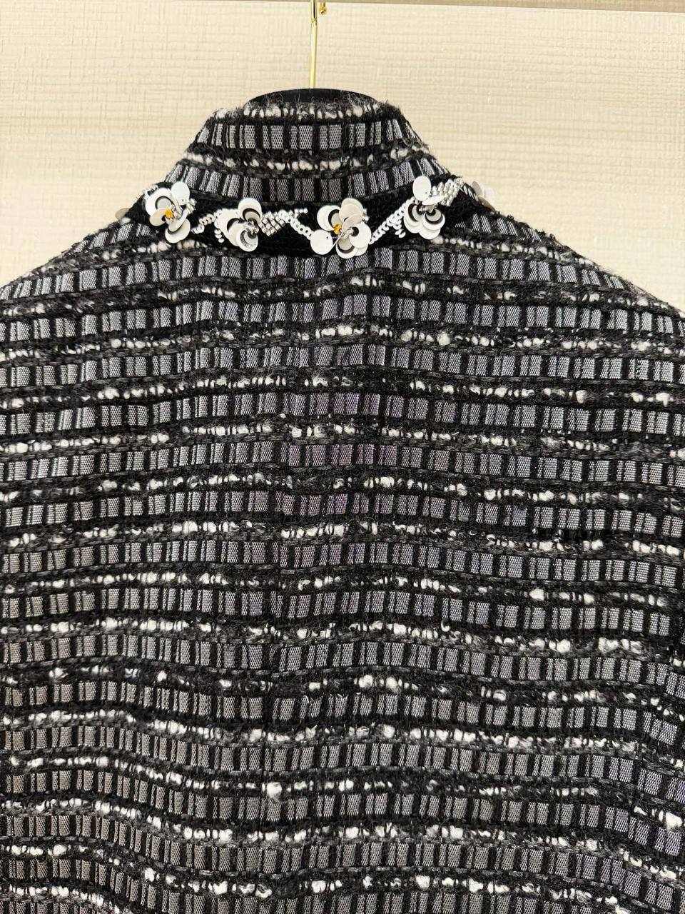 CHRISTIAN DIOR Женский кардиган CHRISTIAN DIOR Женский кардиган