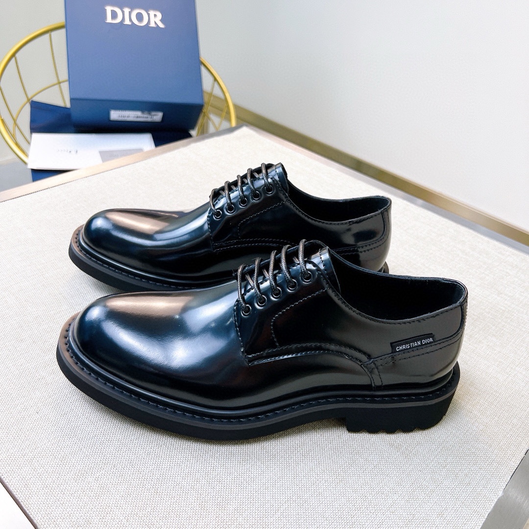 CHRISTIAN DIOR Мужские классические туфли CHRISTIAN DIOR Мужские классические туфли
