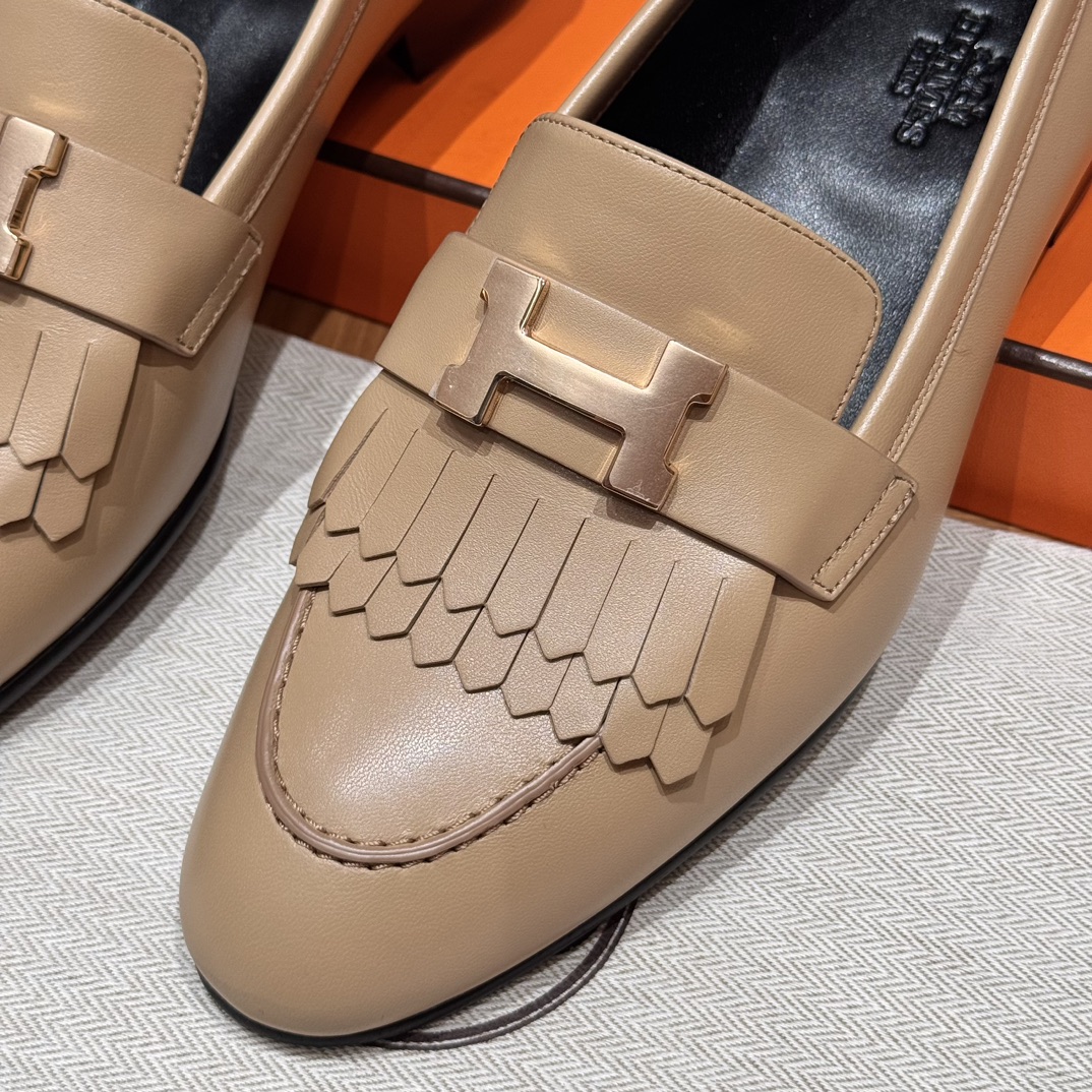 HERMES Женские лоферы Royal HERMES Женские лоферы Royal