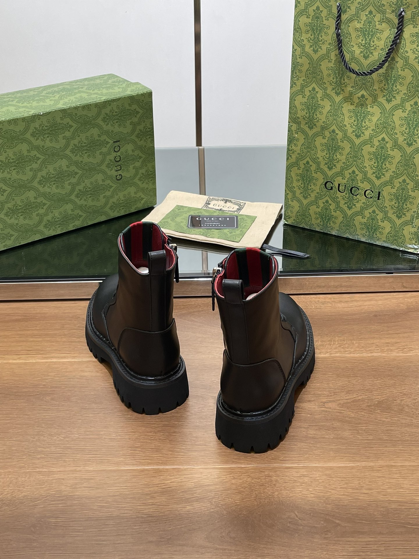 GUCCI Женские ботинки GG GUCCI Женские ботинки GG