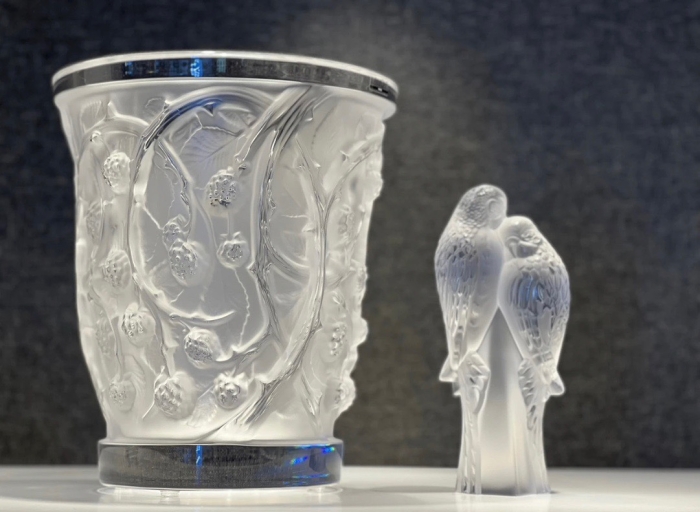 LALIQUE Хрустальная ваза Blackberry 24 см