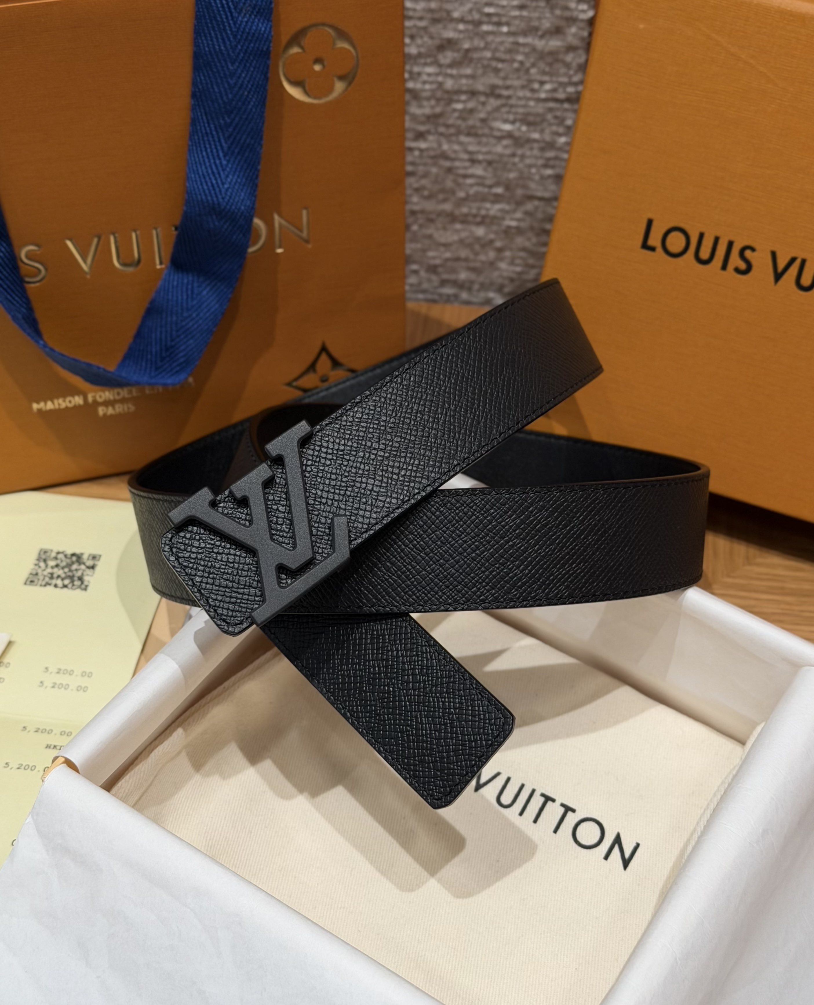 LOUIS VUITTON Мужской ремень 