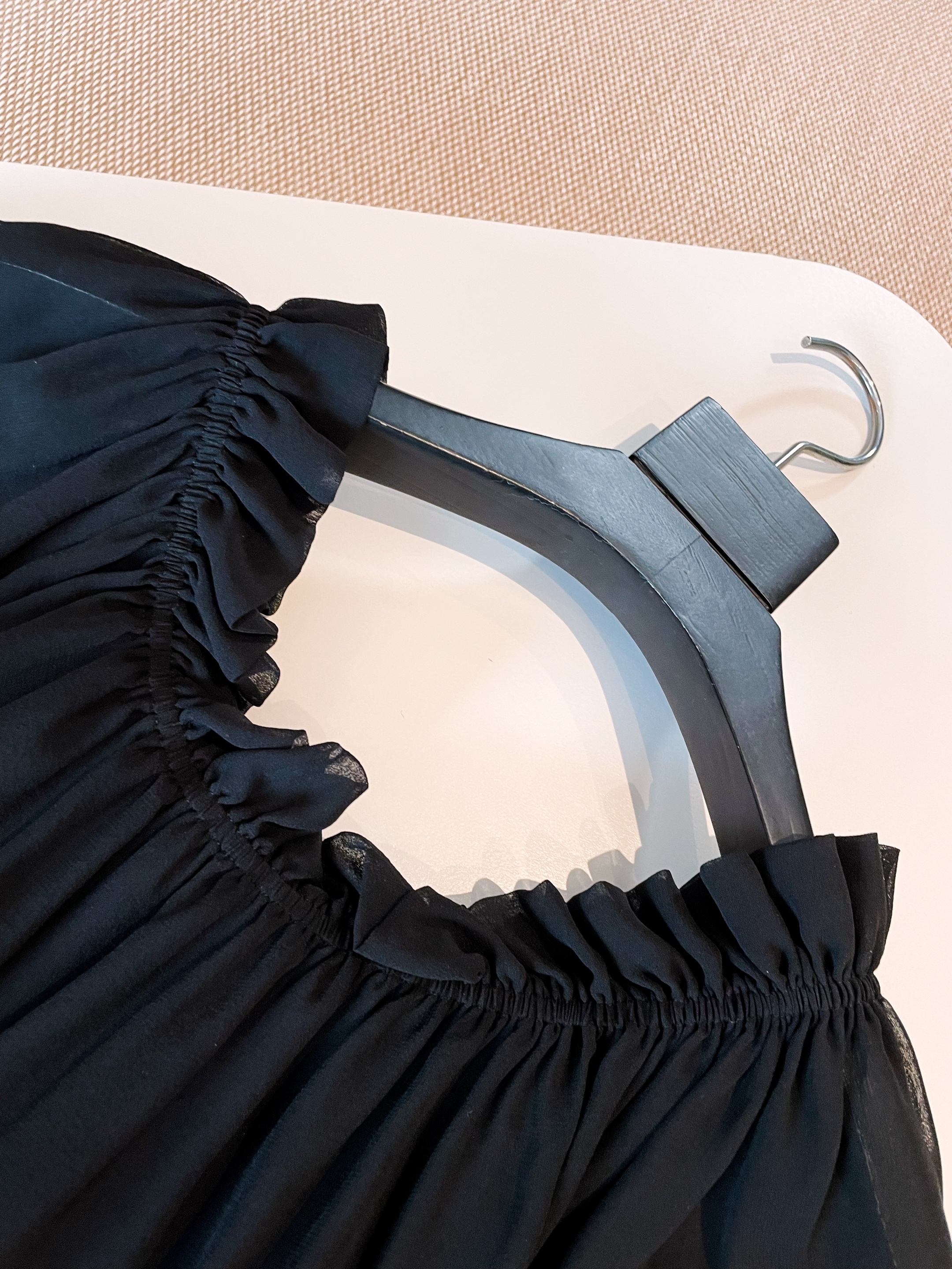 SAINT LAURENT Женский кружевной топ SAINT LAURENT Женский кружевной топ