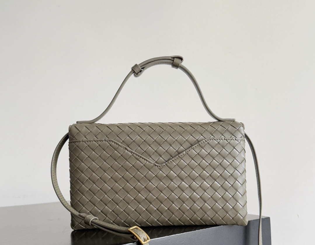 BOTTEGA VENETA Сумка Knot Lock