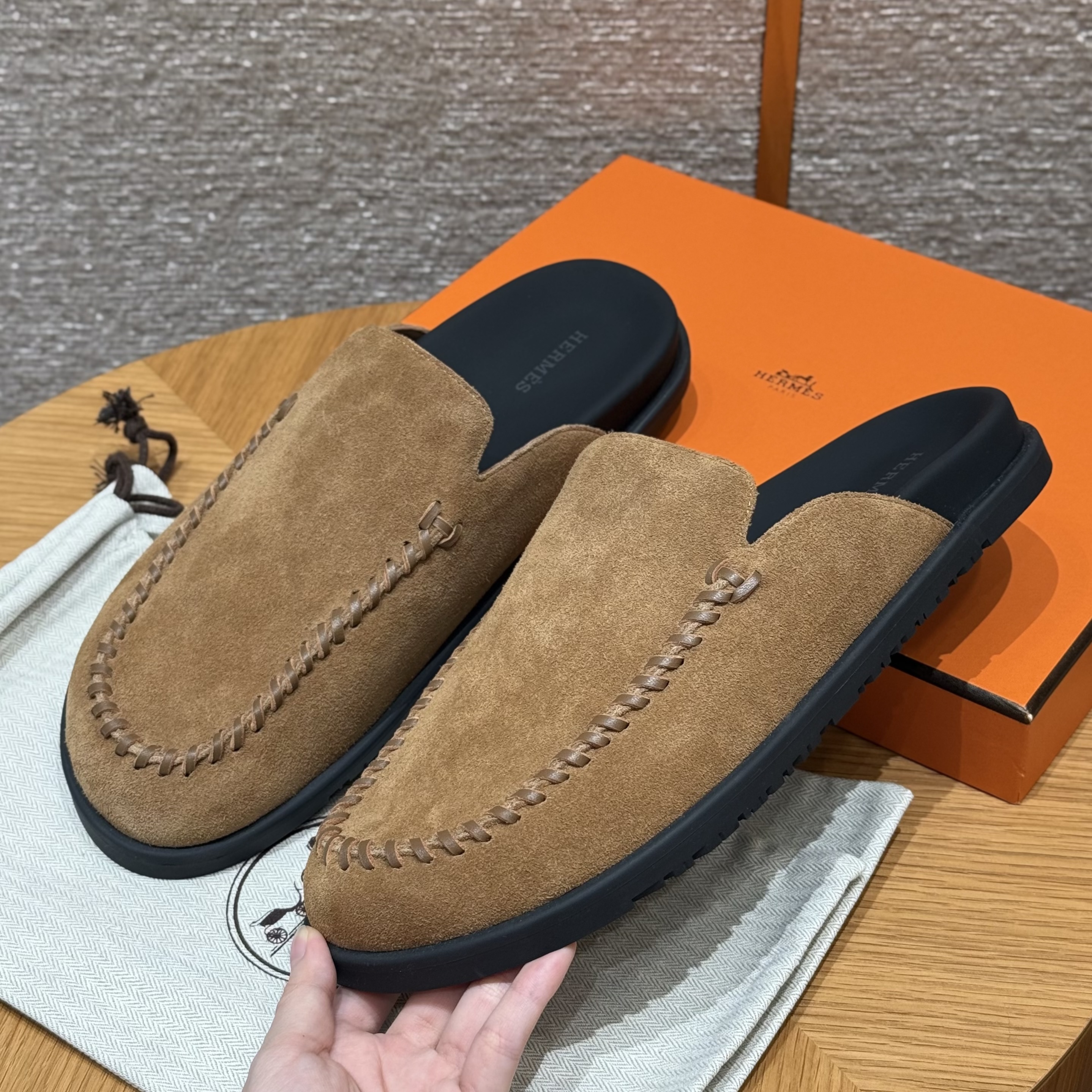 HERMES Мужские мюли Johan HERMES Мужские мюли Johan