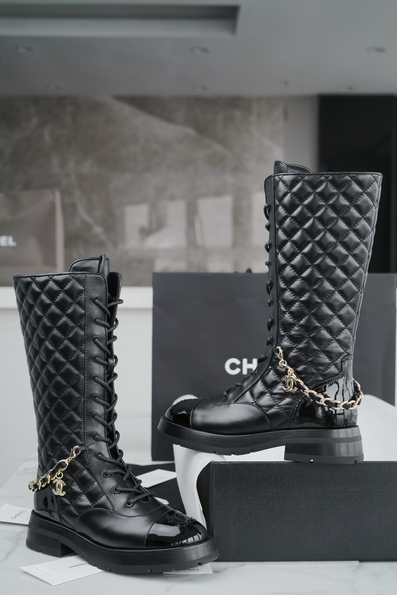 CHANEL Женские стёганые сапоги CHANEL Женские стёганые сапоги