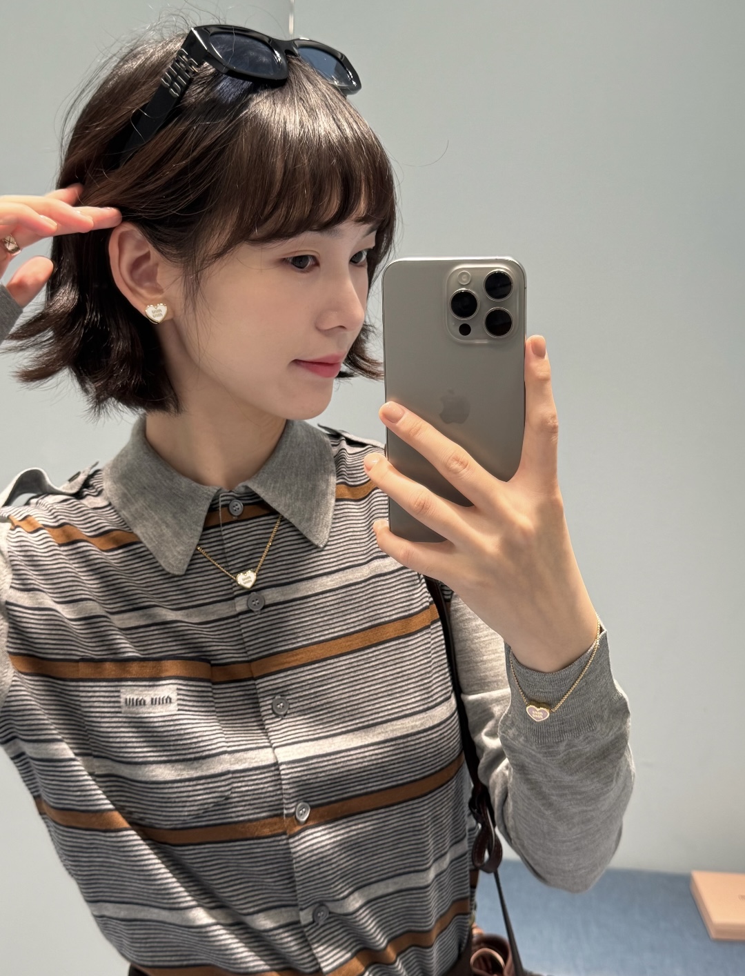 MIU MIU Женские серьги в форме сердца MIU MIU Женские серьги в форме сердца