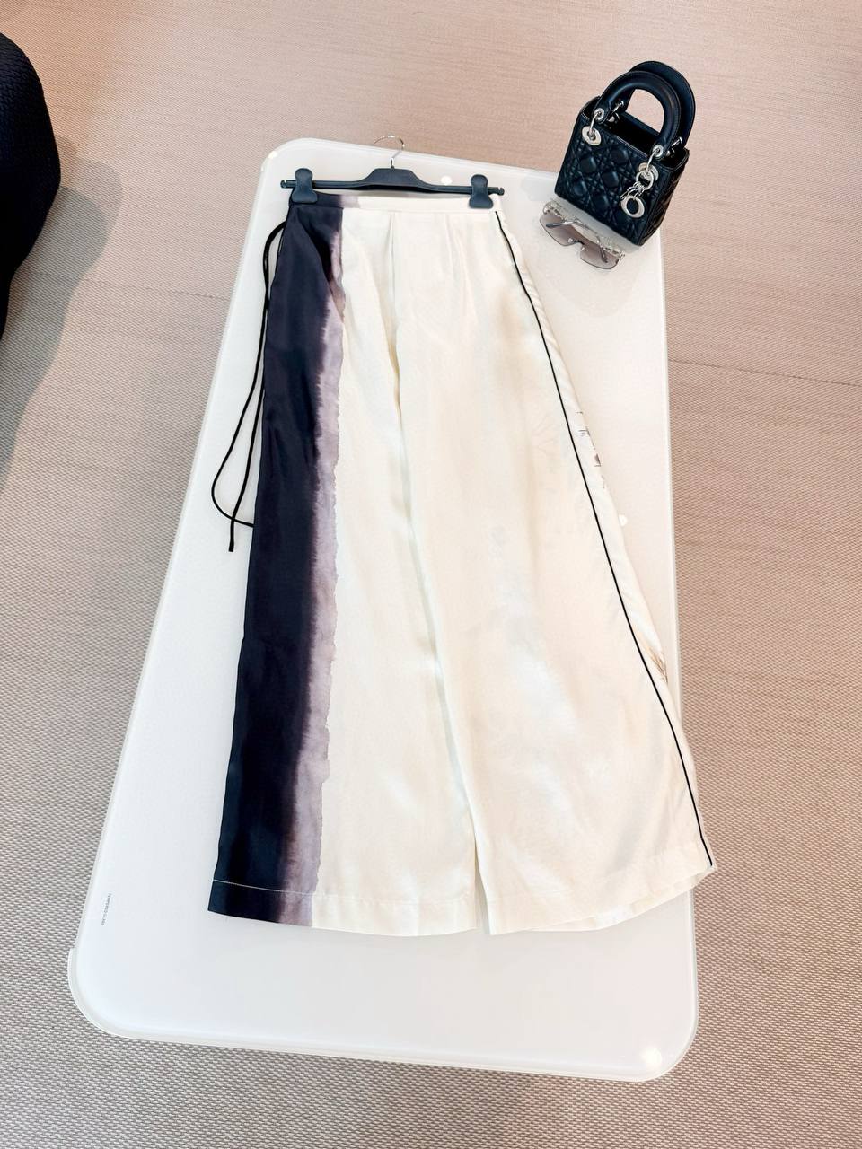 CHRISTIAN DIOR Женские шёлковые брюки CHRISTIAN DIOR Женские шёлковые брюки