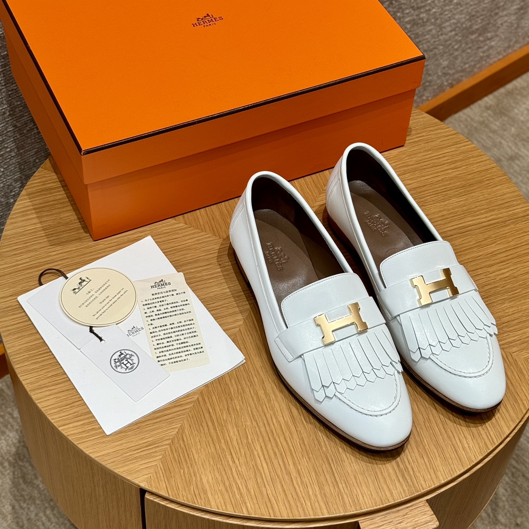 HERMES Женские лоферы Royal 