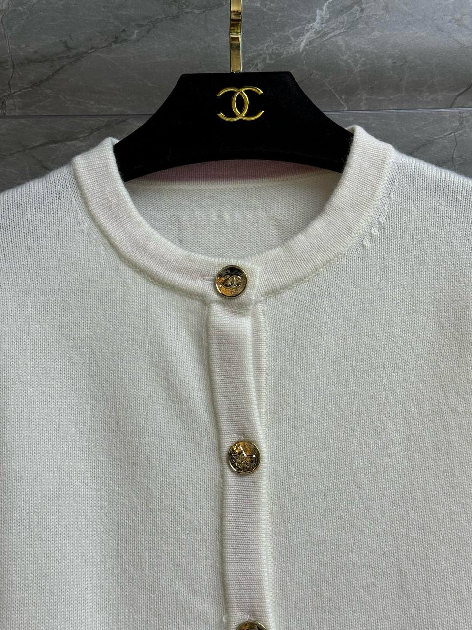 CHANEL Женский кардиган из кашемира CHANEL Женский кардиган из кашемира