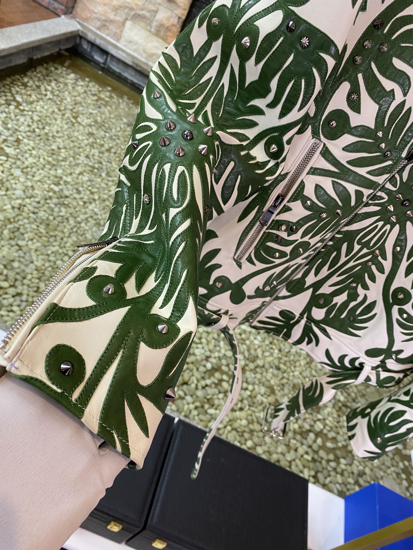 GUCCI Мужская кожаная куртка GUCCI Мужская кожаная куртка