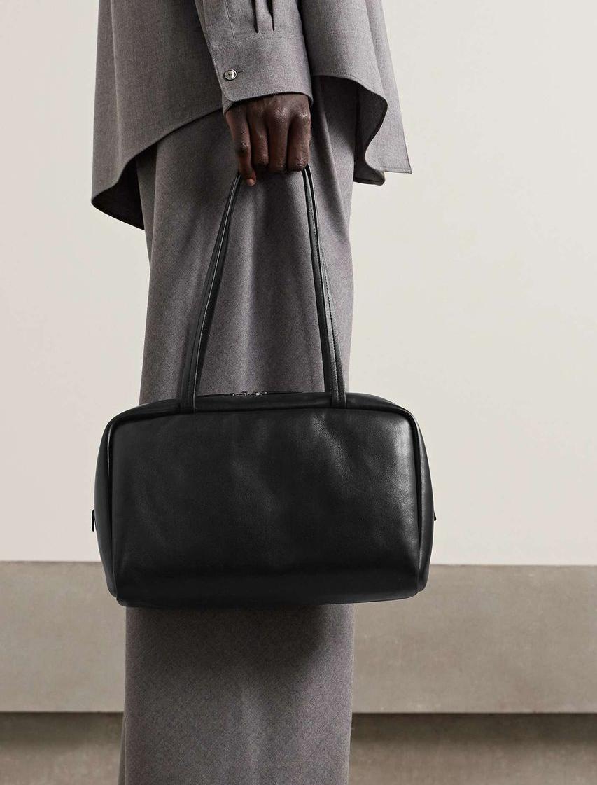 THE ROW Женская сумка Astra из черной кожи