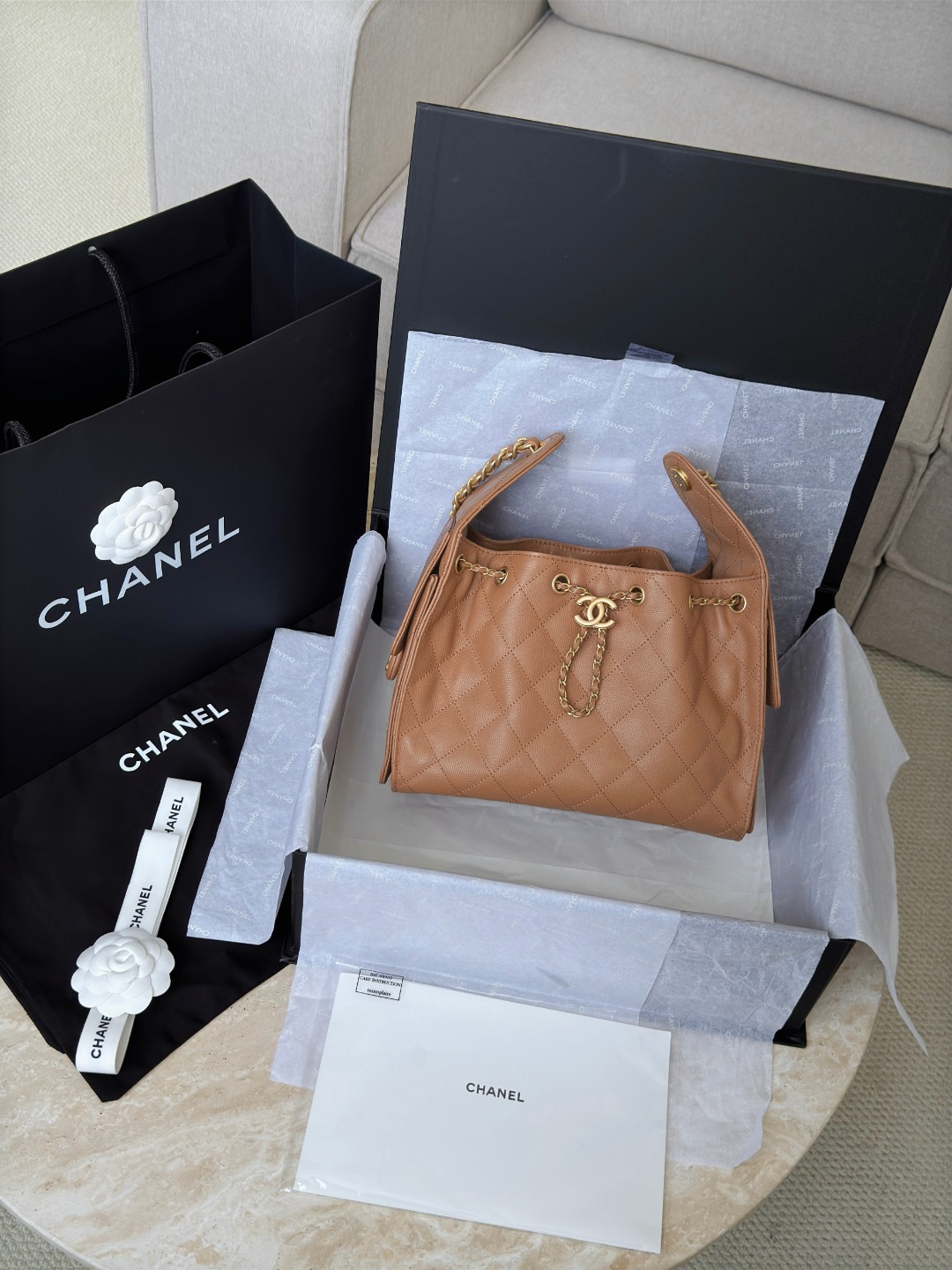 CHANEL Женская сумка Hobo 25С CHANEL Женская сумка Hobo 25С