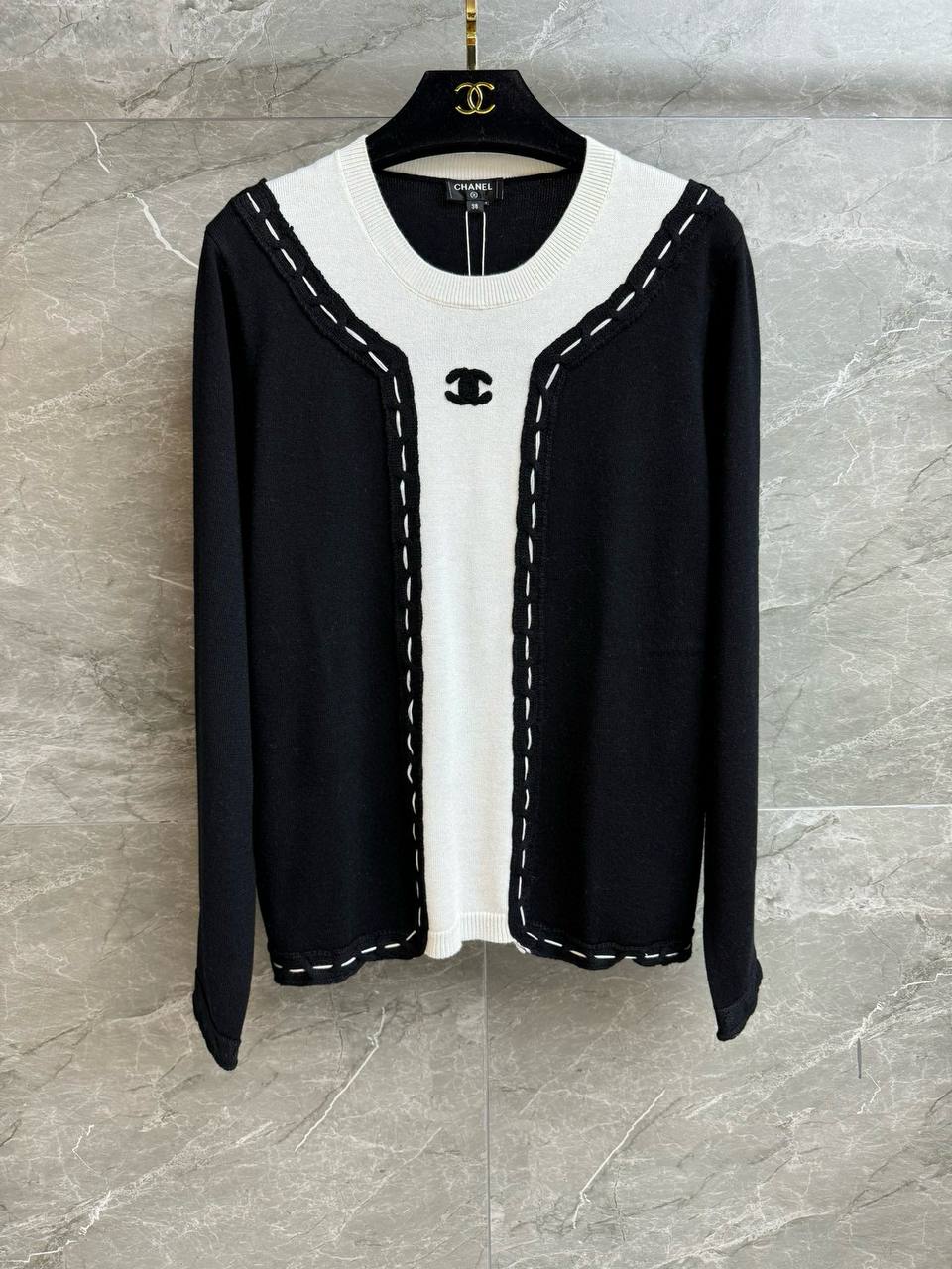 CHANEL Женский свитер из шерсти CHANEL Женский свитер из шерсти