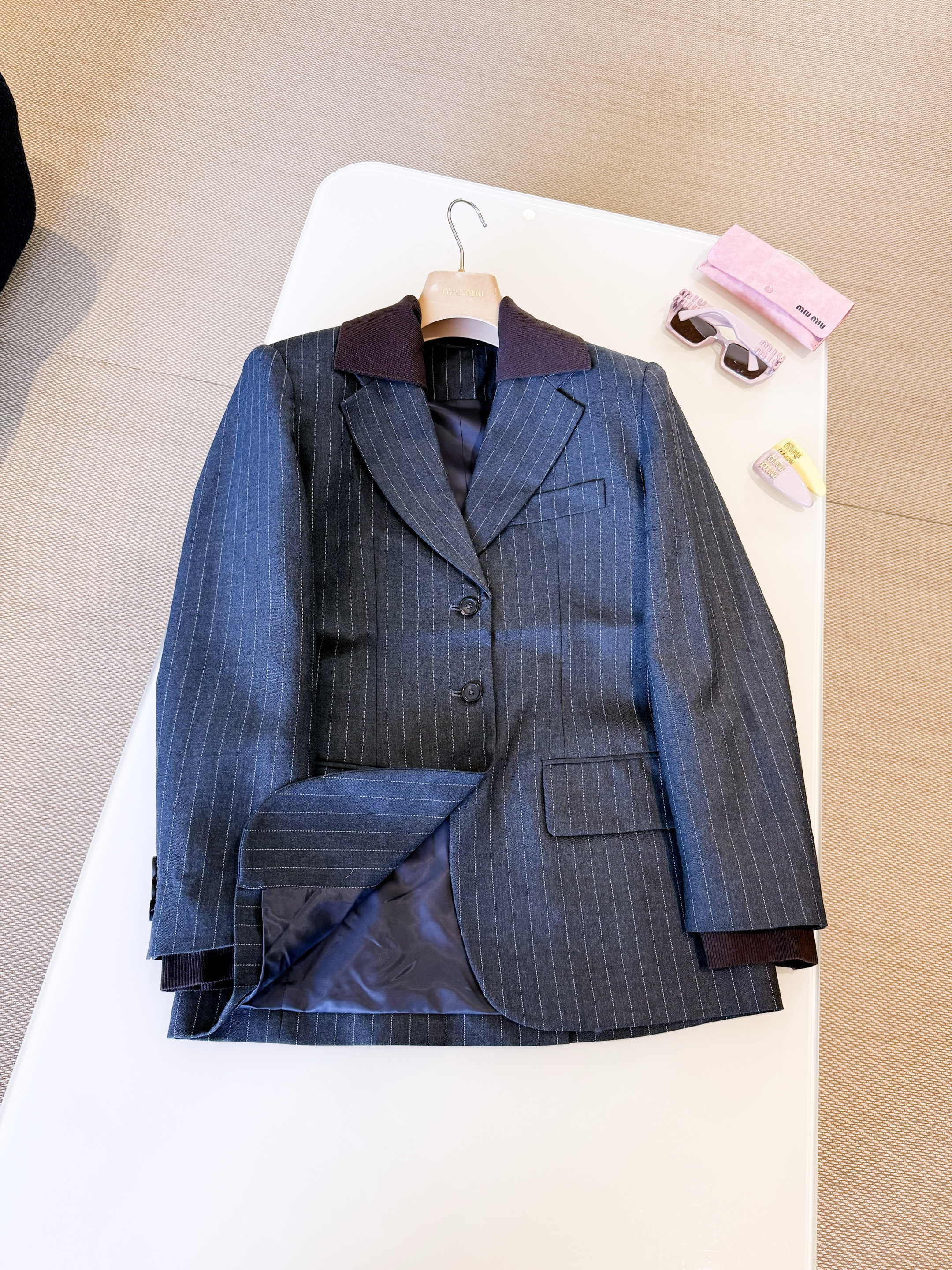 MIU MIU Женский пиджак из шерсти MIU MIU Женский пиджак из шерсти