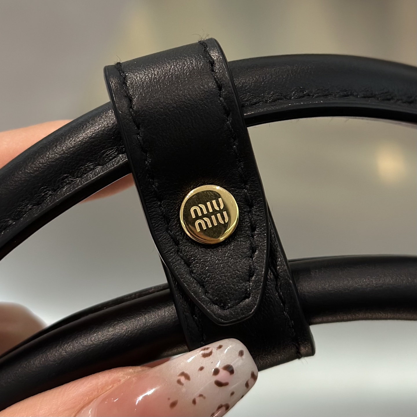 MIU MIU Женская сумка-тоут MIU MIU Женская сумка-тоут