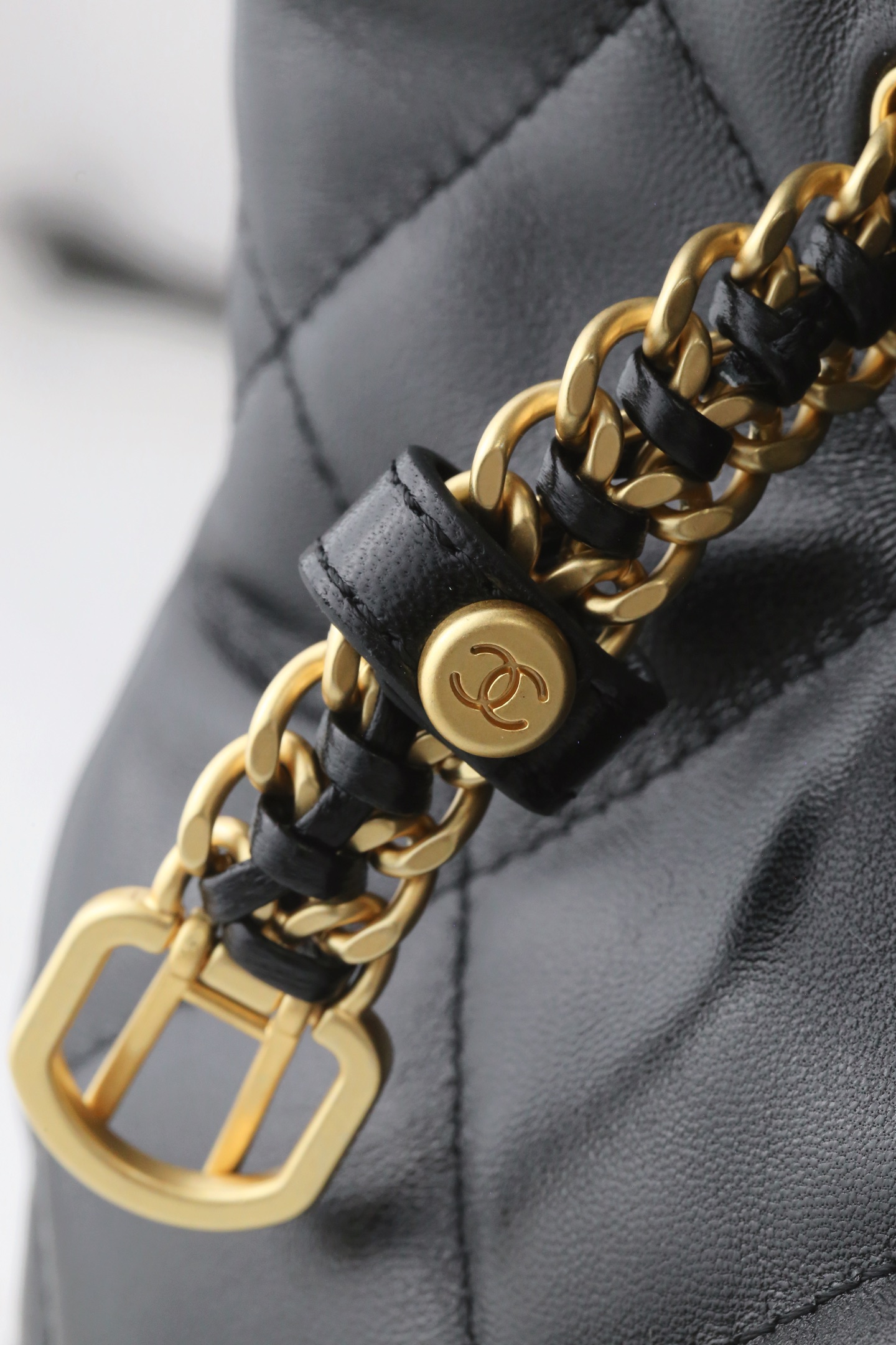 CHANEL Женская сумка hobo 25p CHANEL Женская сумка hobo 25p