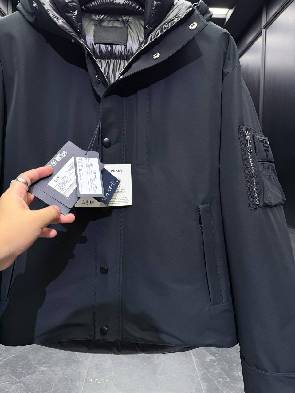 PRADA Мужской пуховик из гусиного пуха PRADA Мужской пуховик из гусиного пуха