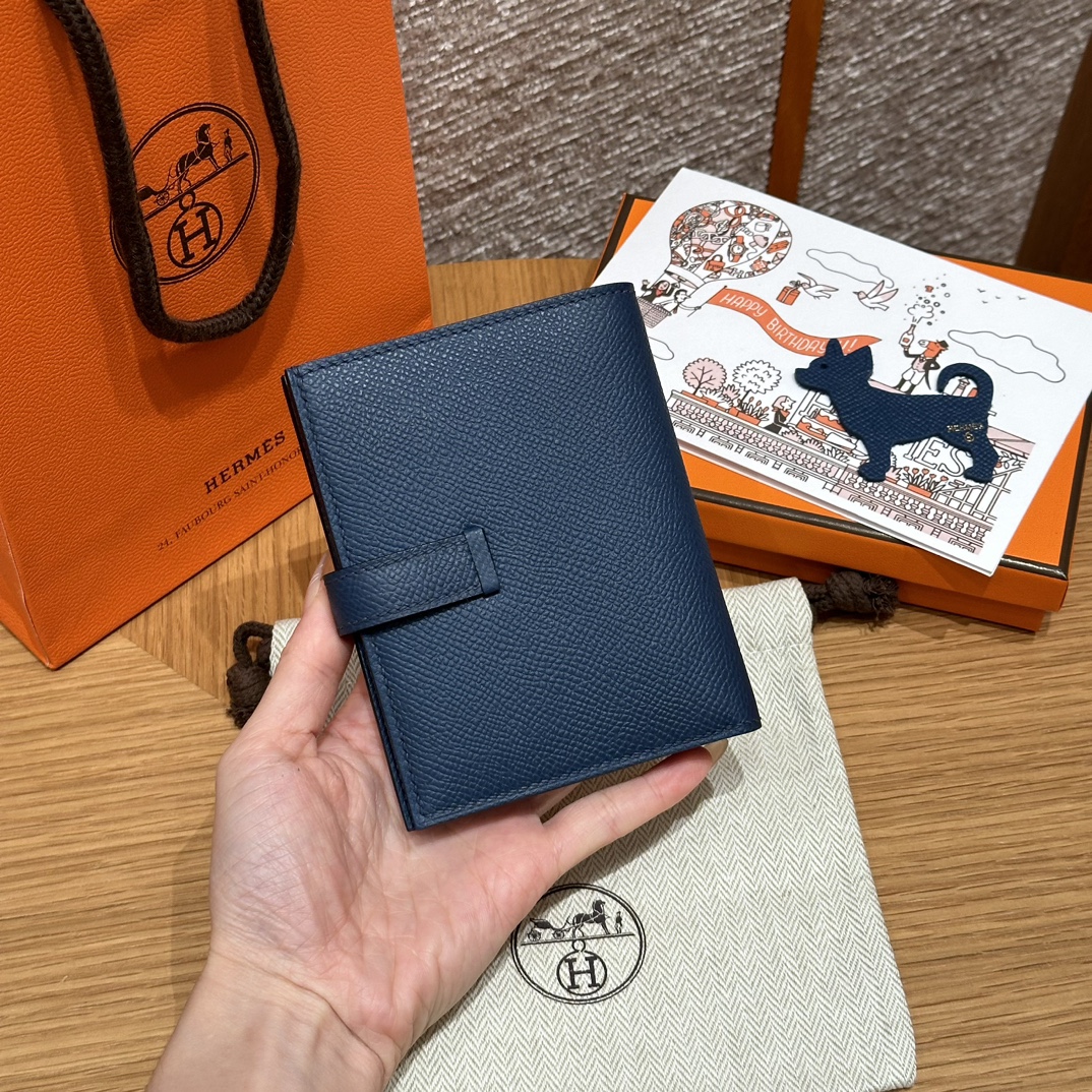 HERMES Кошелёк Bearn 12 см S4/Deep Blue Epsom HERMES Кошелёк Bearn 12 см S4/Deep Blue Epsom