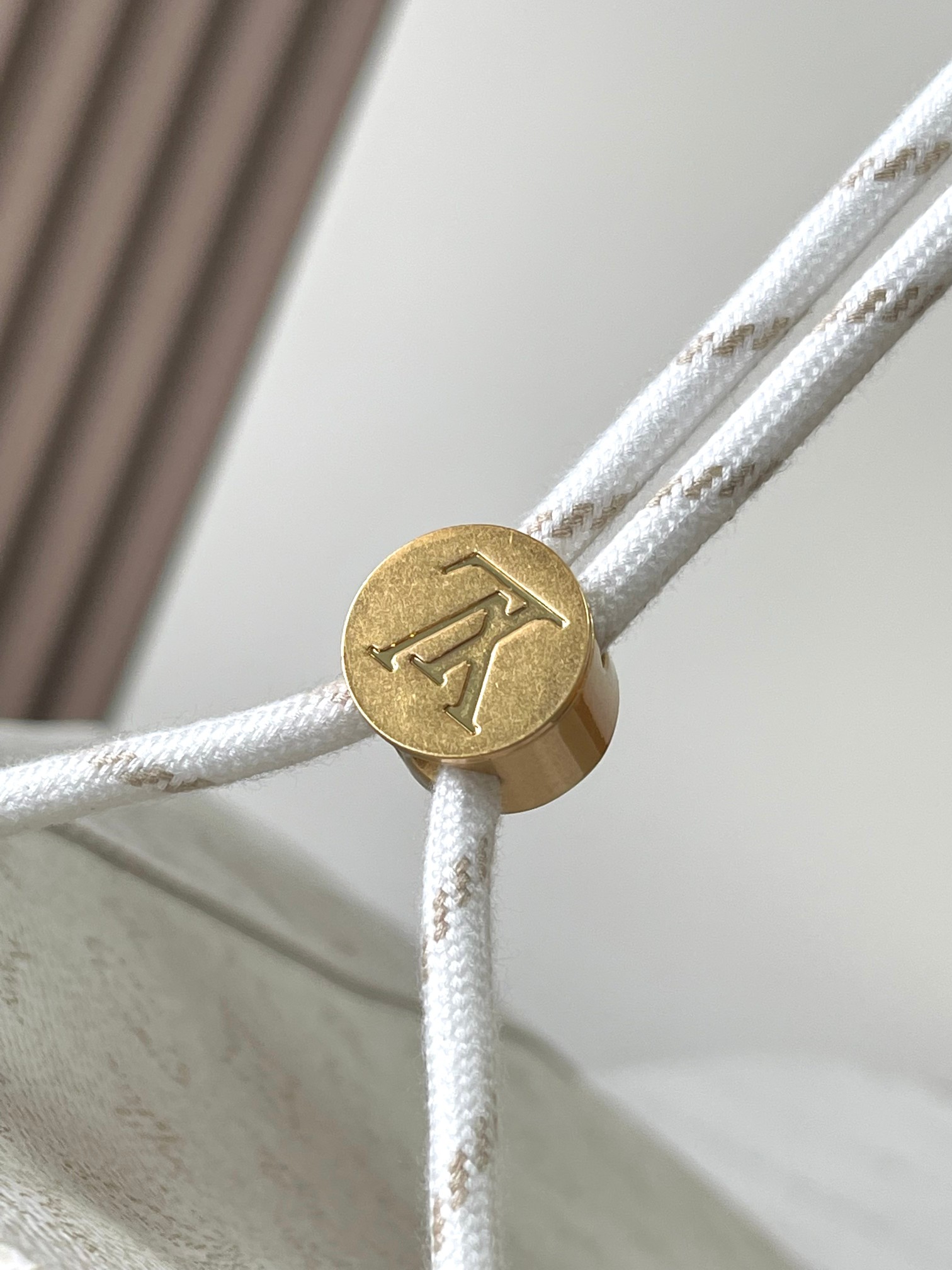 LOUIS VUITTON Сумка Marina Tote M14652 LOUIS VUITTON Сумка Marina Tote M14652