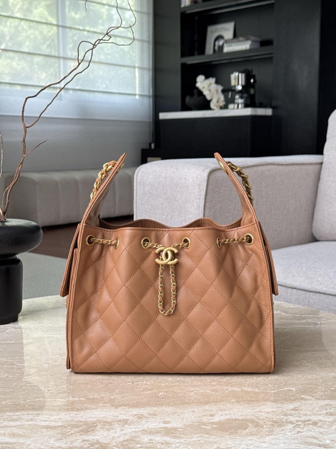 CHANEL Женская сумка Hobo 25С CHANEL Женская сумка Hobo 25С