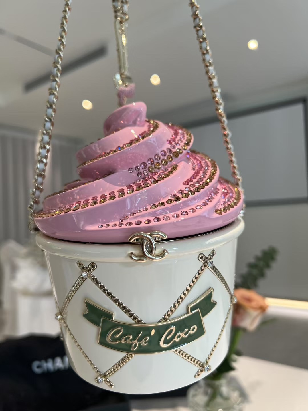 CHANEL Женская сумка 25C Ice Cream CHANEL Женская сумка 25C Ice Cream